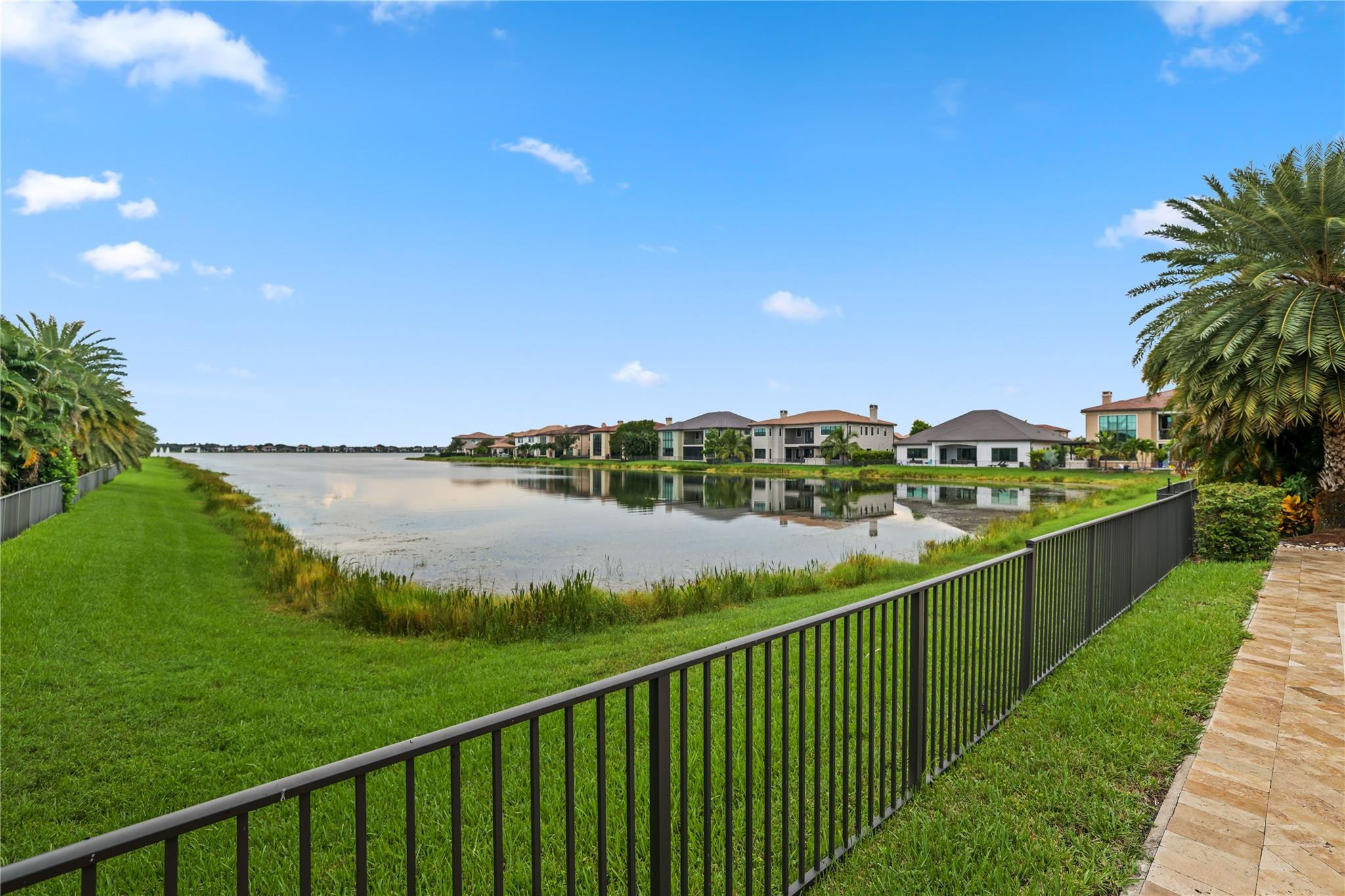 11000 Watercrest Cir