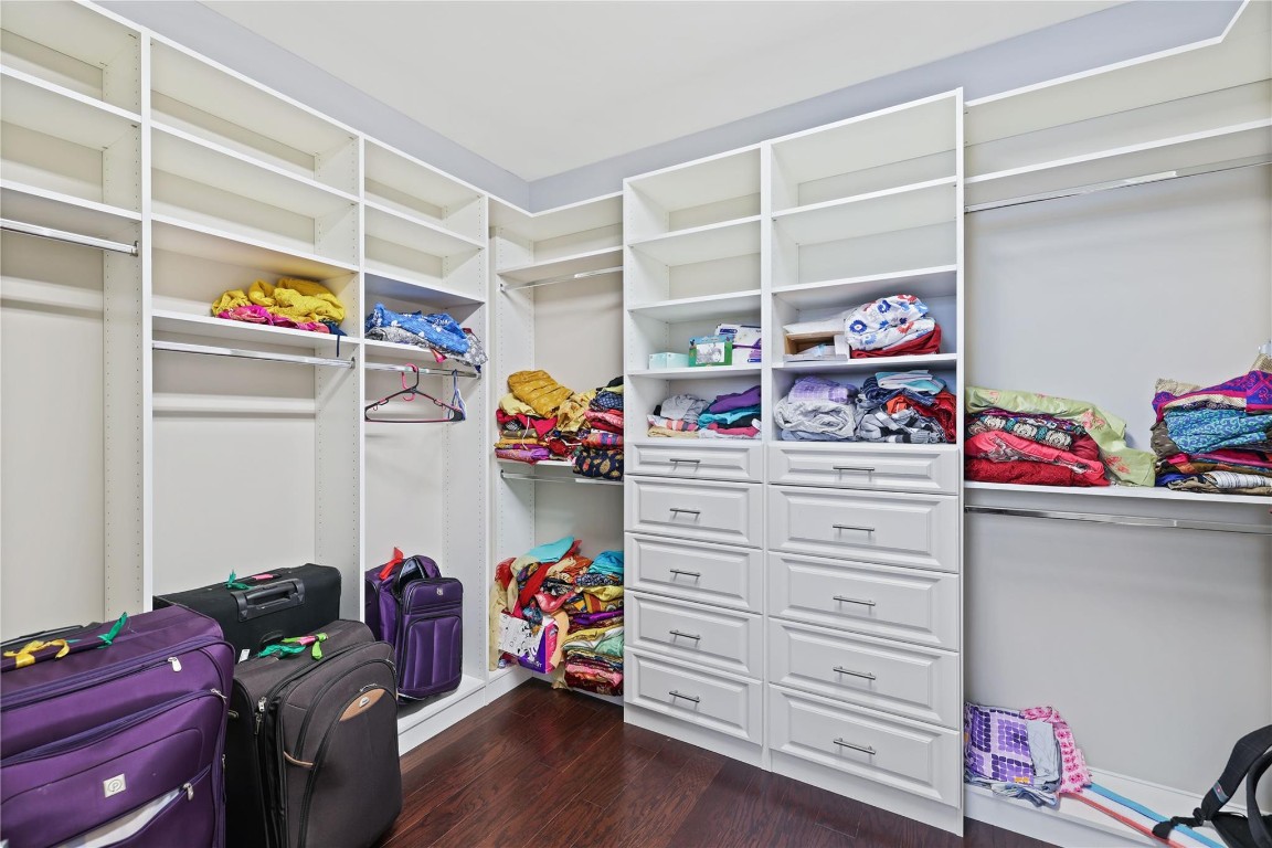 11000 Watercrest Cir