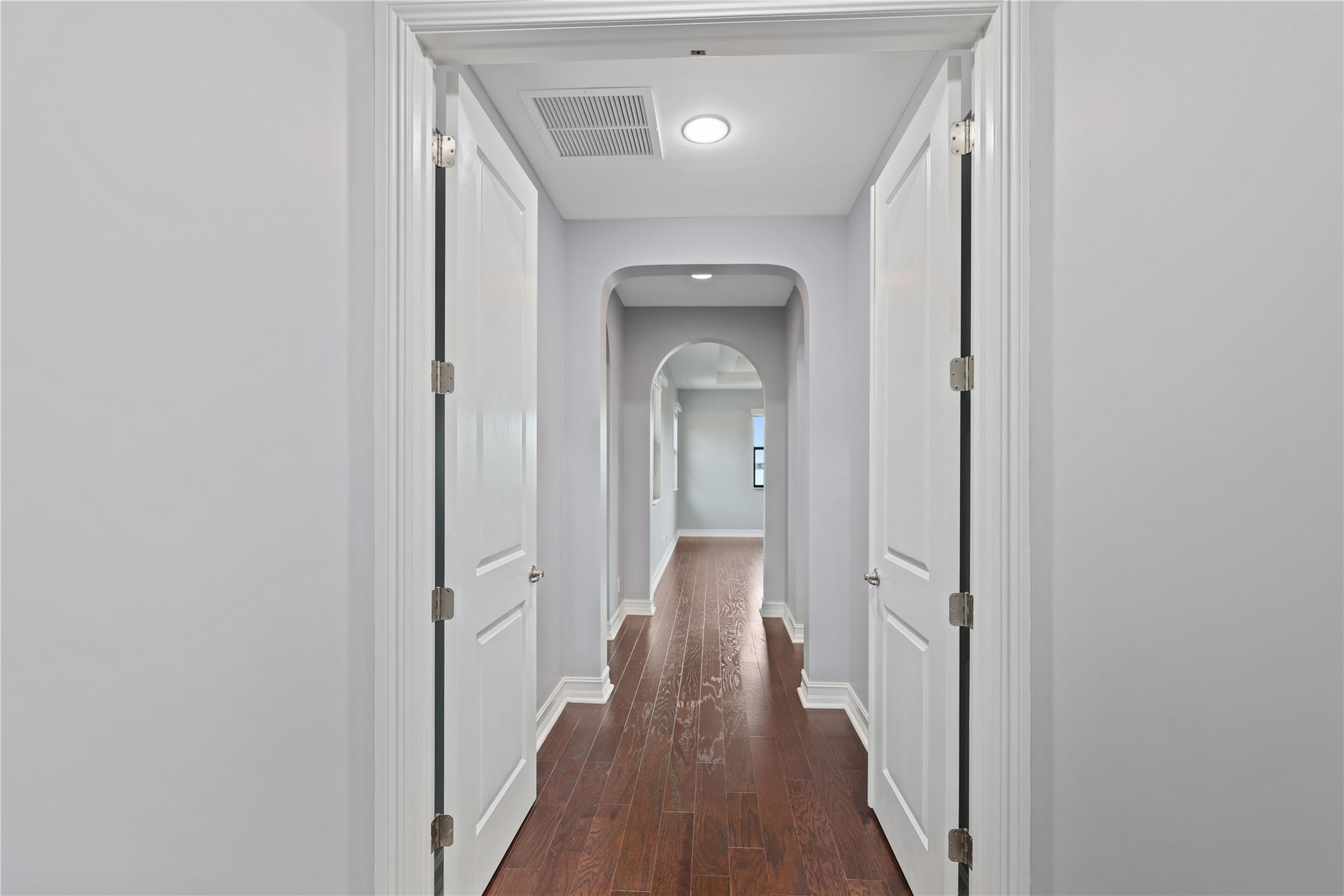 11000 Watercrest Cir