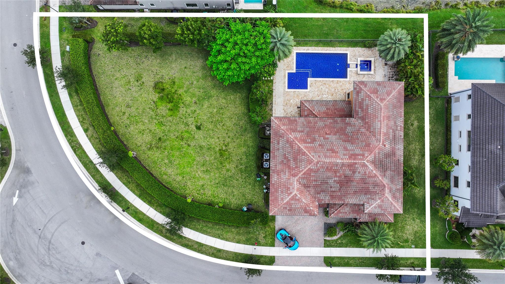 11000 Watercrest Cir