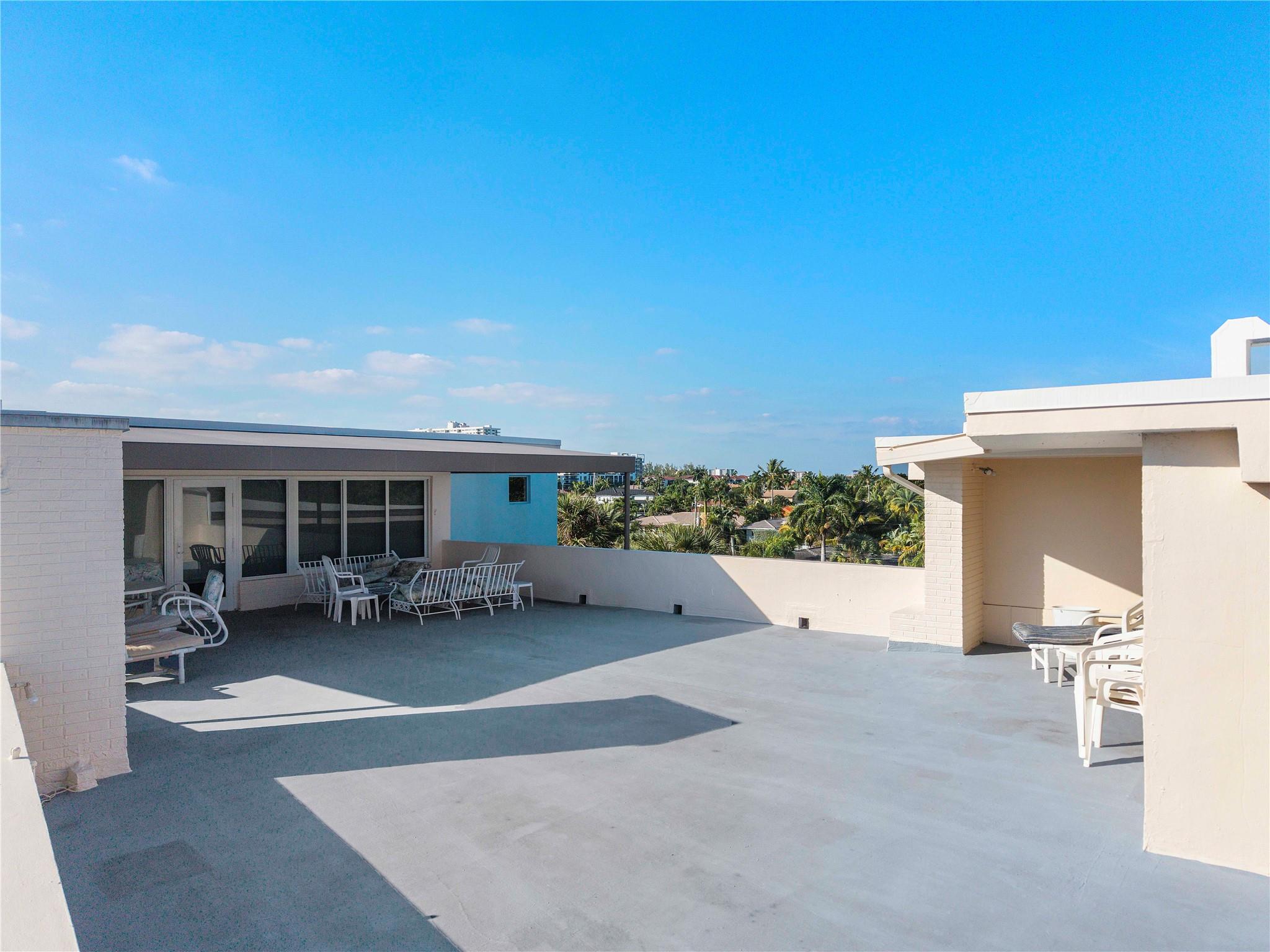 1967 S Ocean Blvd 201