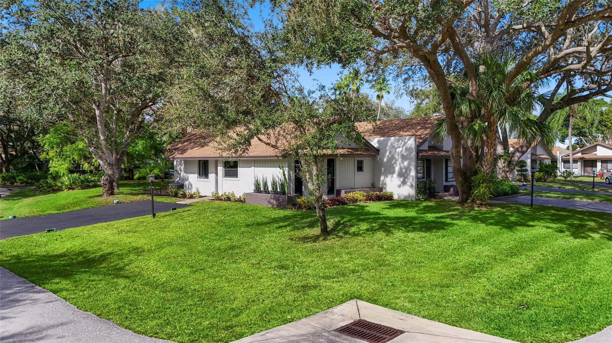 3937 Arelia Dr