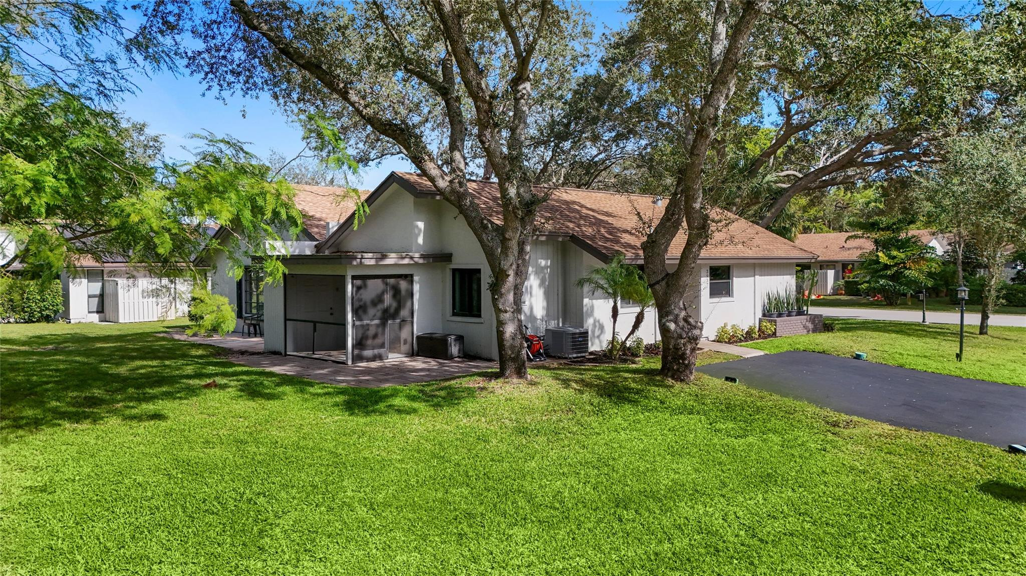 3937 Arelia Dr