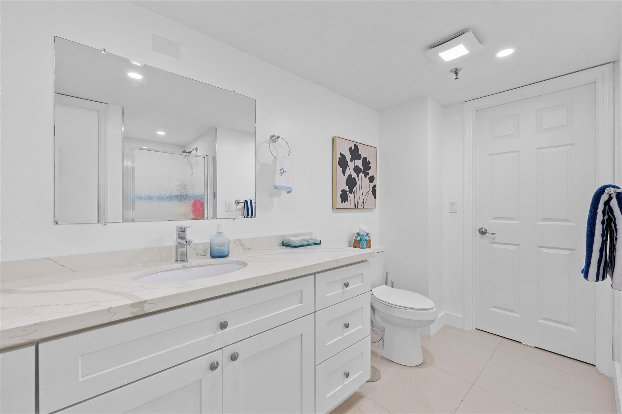 2202 S Cypress Bend Dr 606