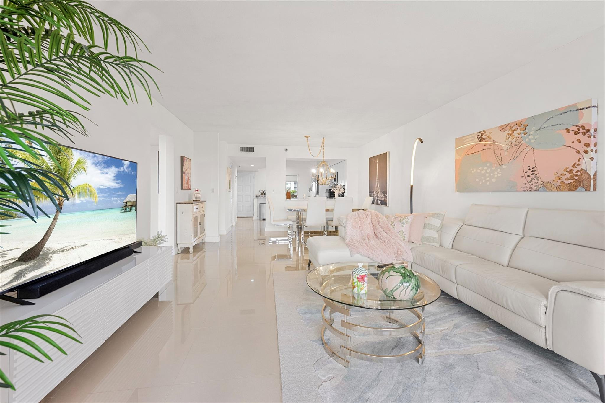 2202 S Cypress Bend Dr 606