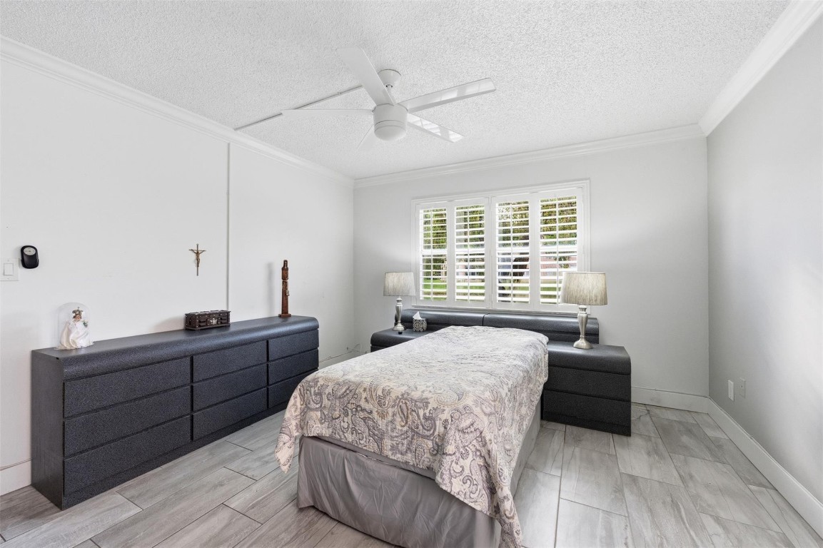 9460 Sunrise Lakes Boulevard Unit: 112