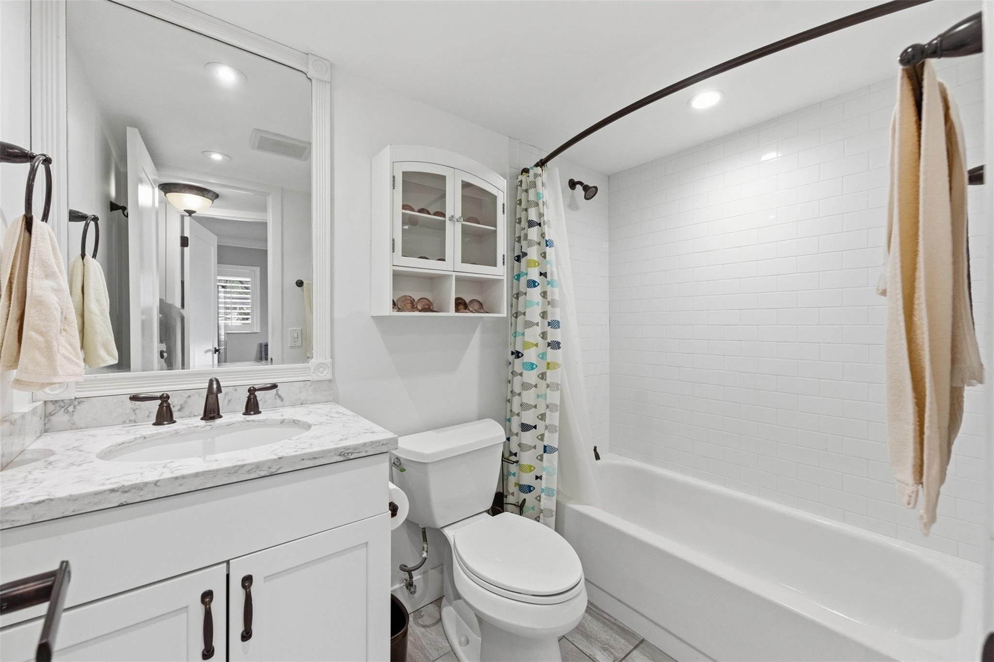 9460 Sunrise Lakes Boulevard Unit: 112