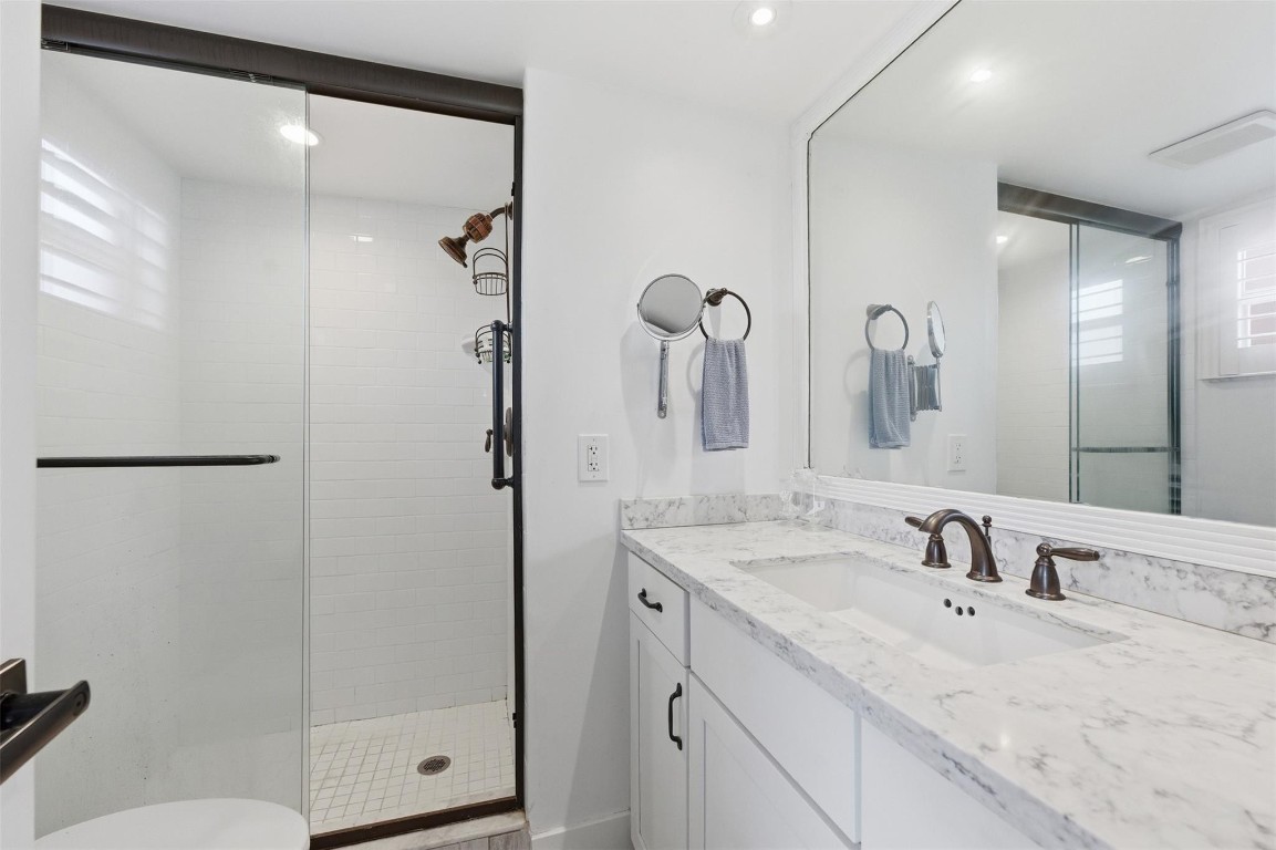 9460 Sunrise Lakes Boulevard Unit: 112