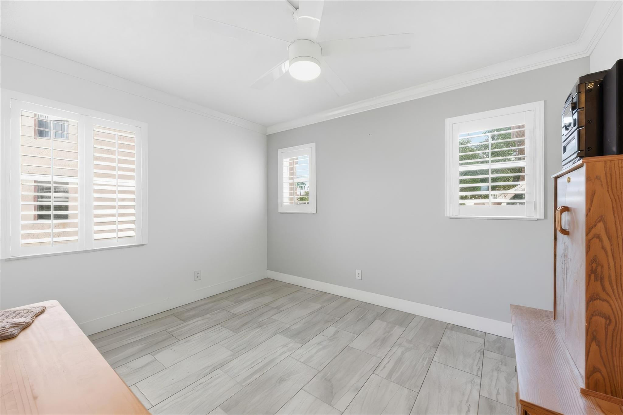 9460 Sunrise Lakes Boulevard Unit: 112