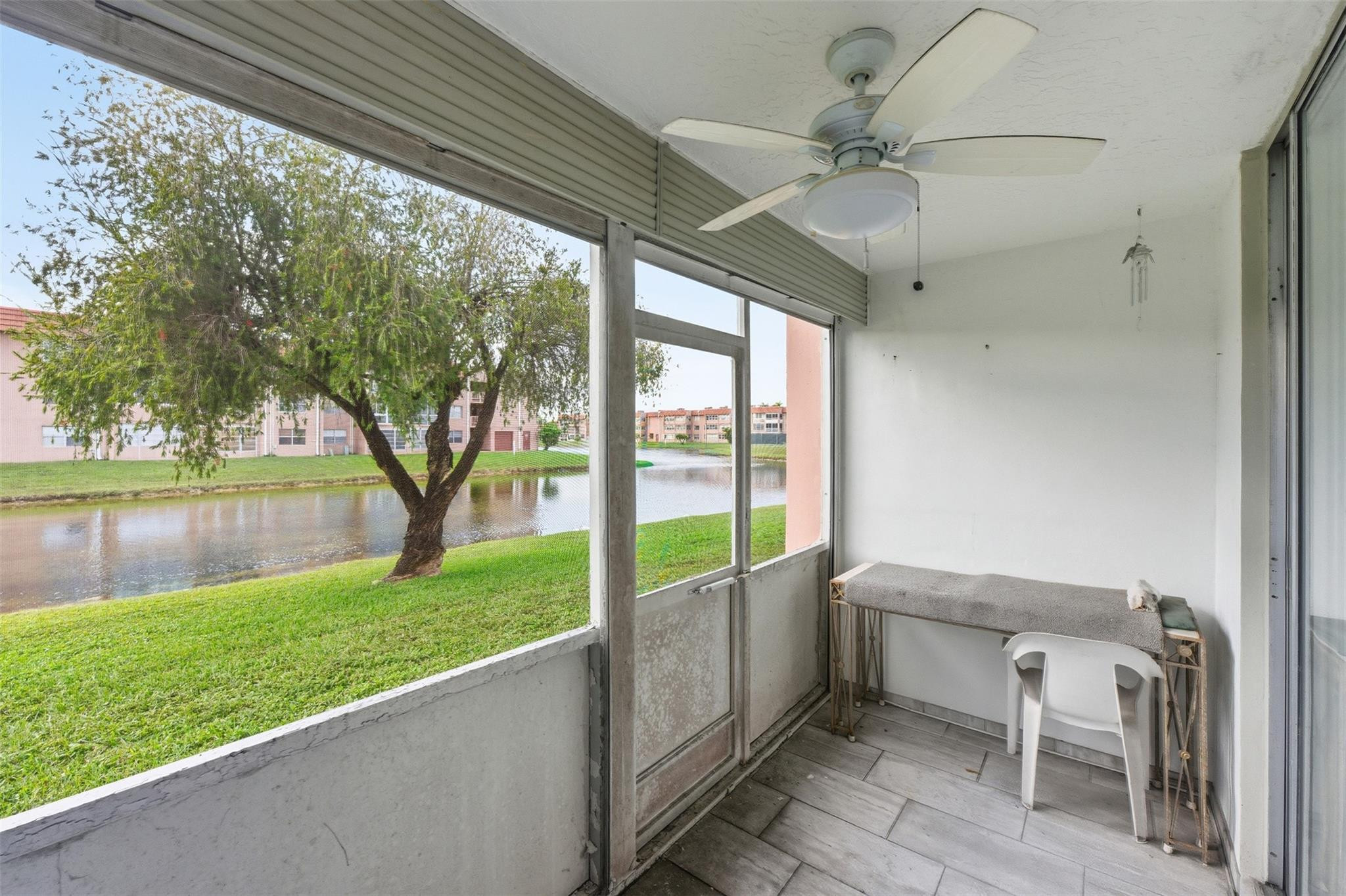 9460 Sunrise Lakes Boulevard Unit: 112