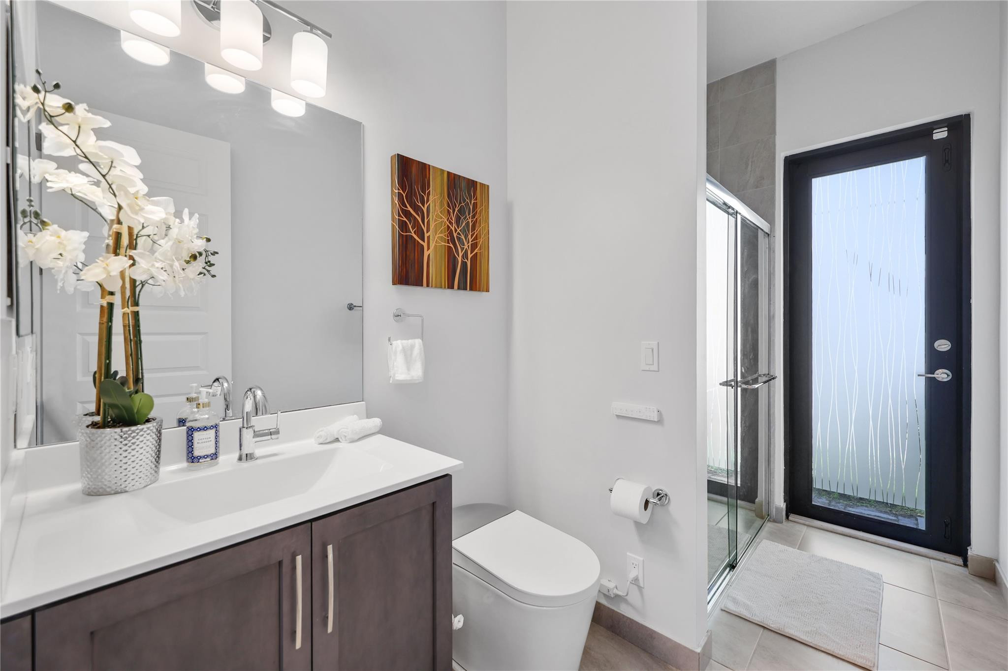10705 Aqua Ct