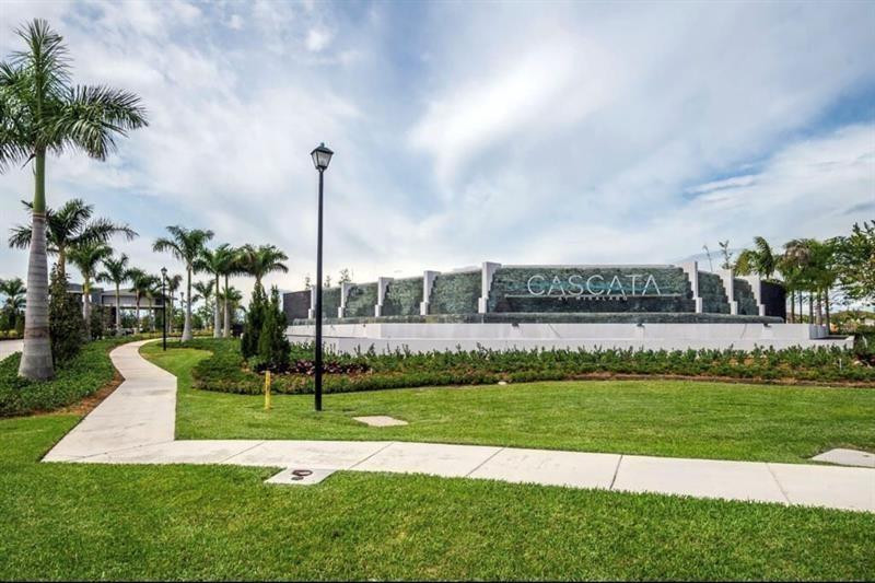 10705 Aqua Ct