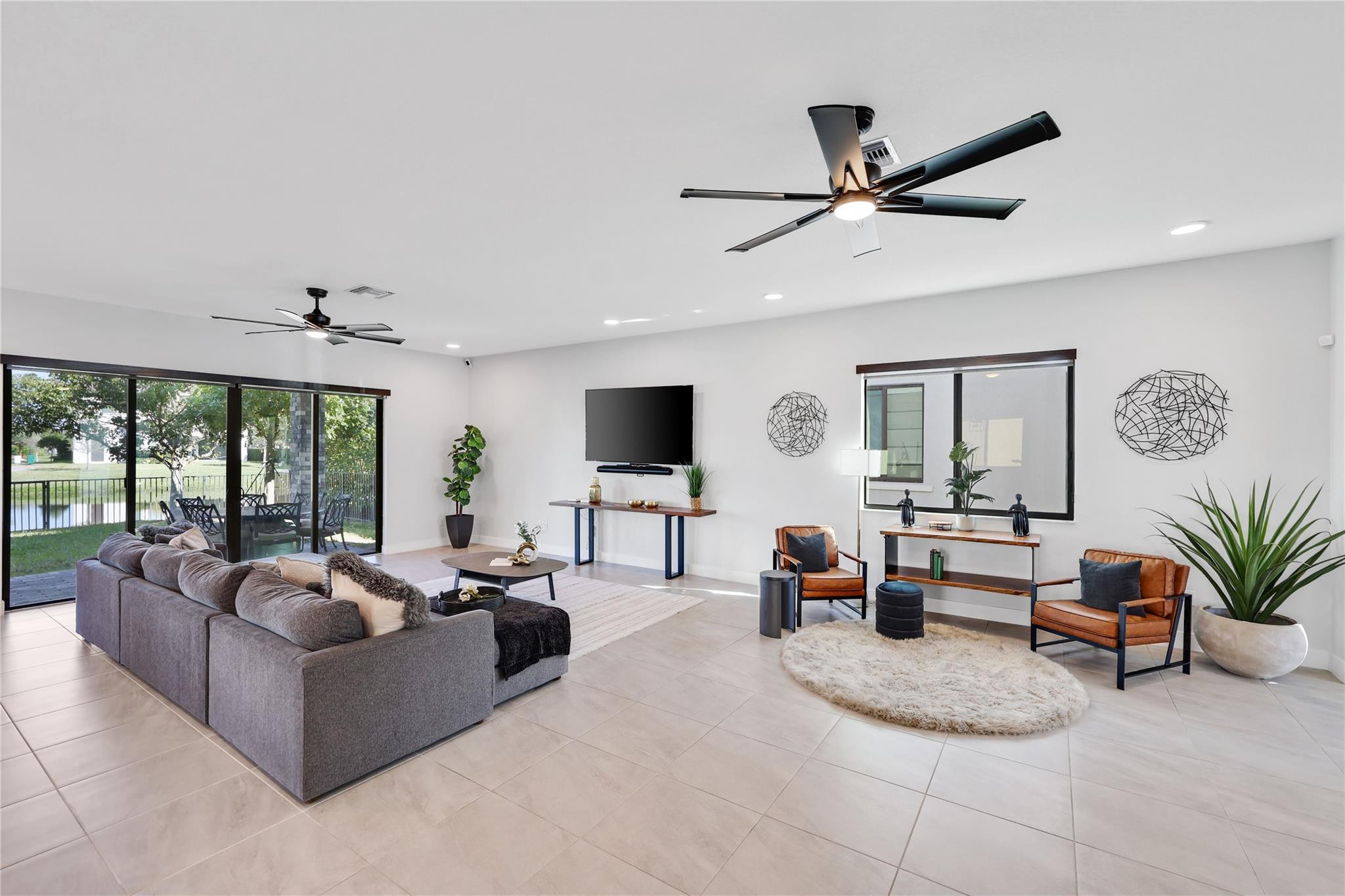 10705 Aqua Ct