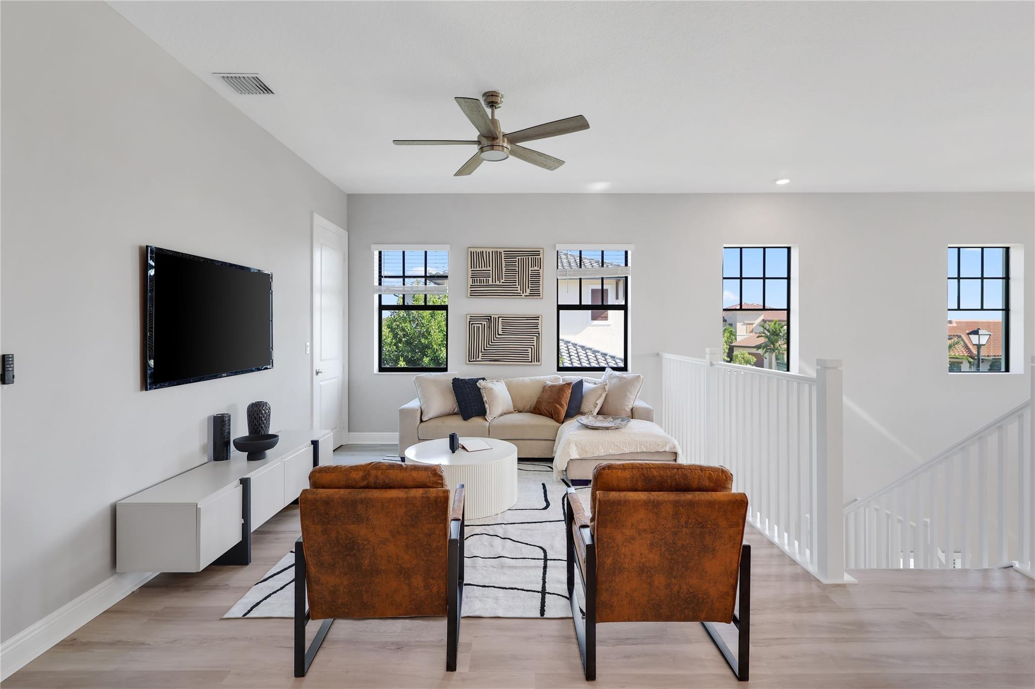 12043 N Baypoint Cir