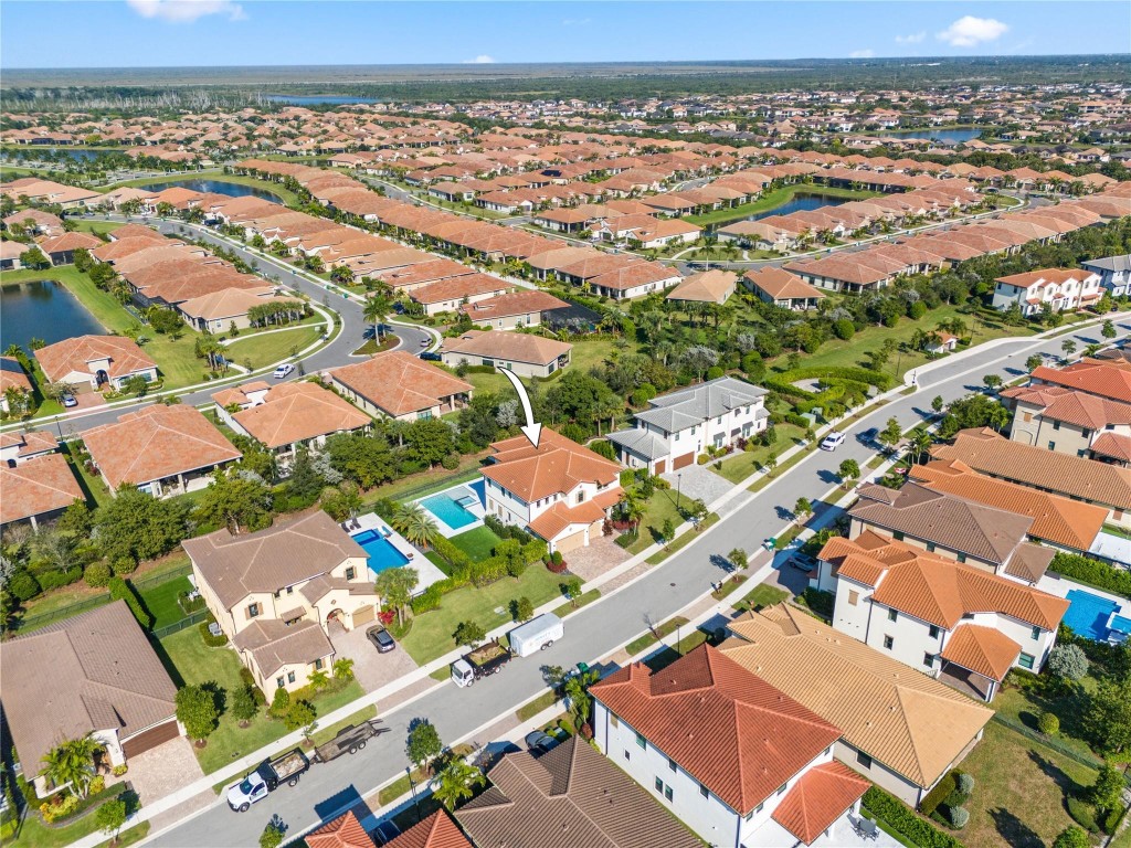 12043 N Baypoint Cir