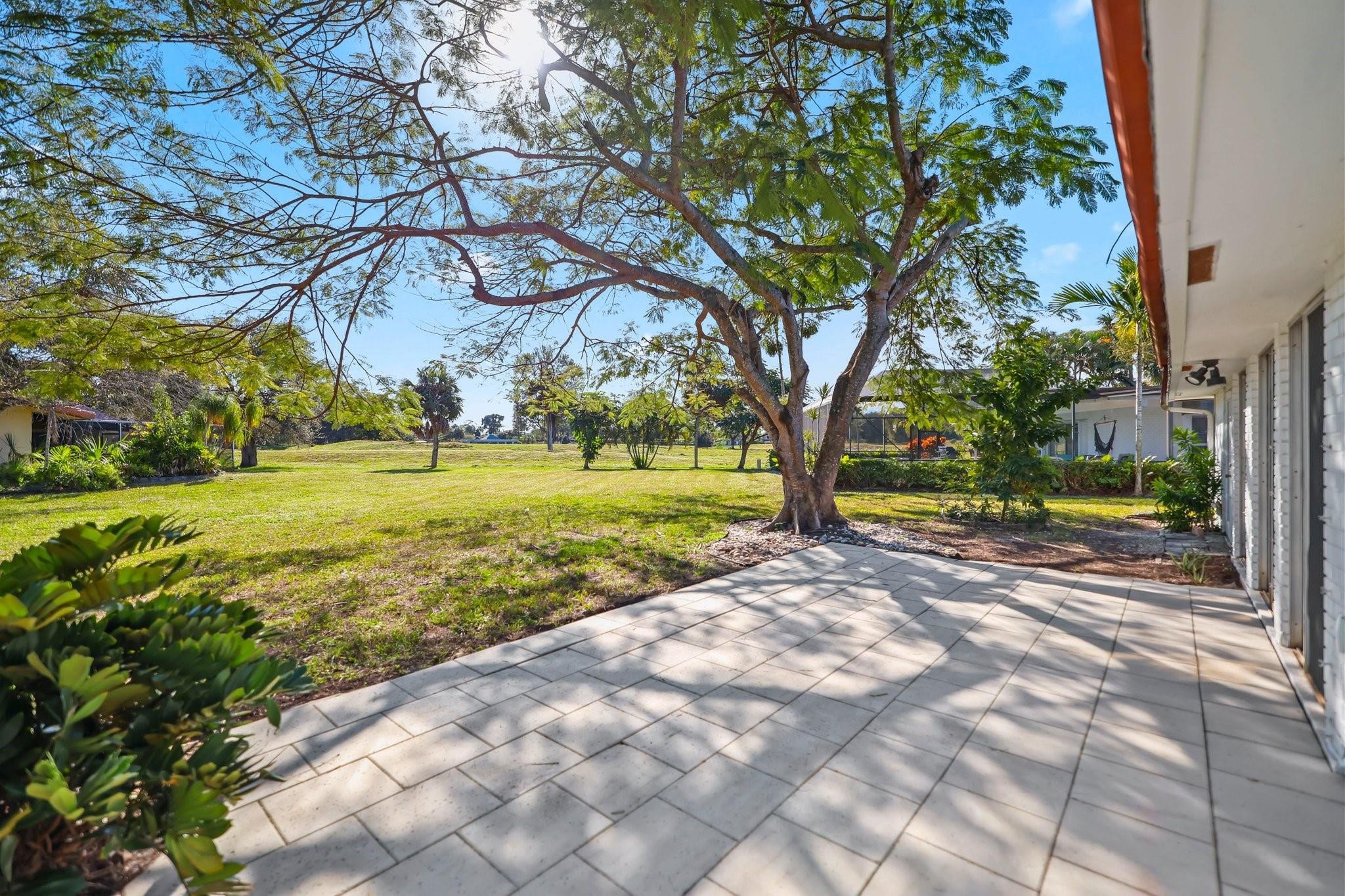 6104 White Oak Lane, Tamarac
