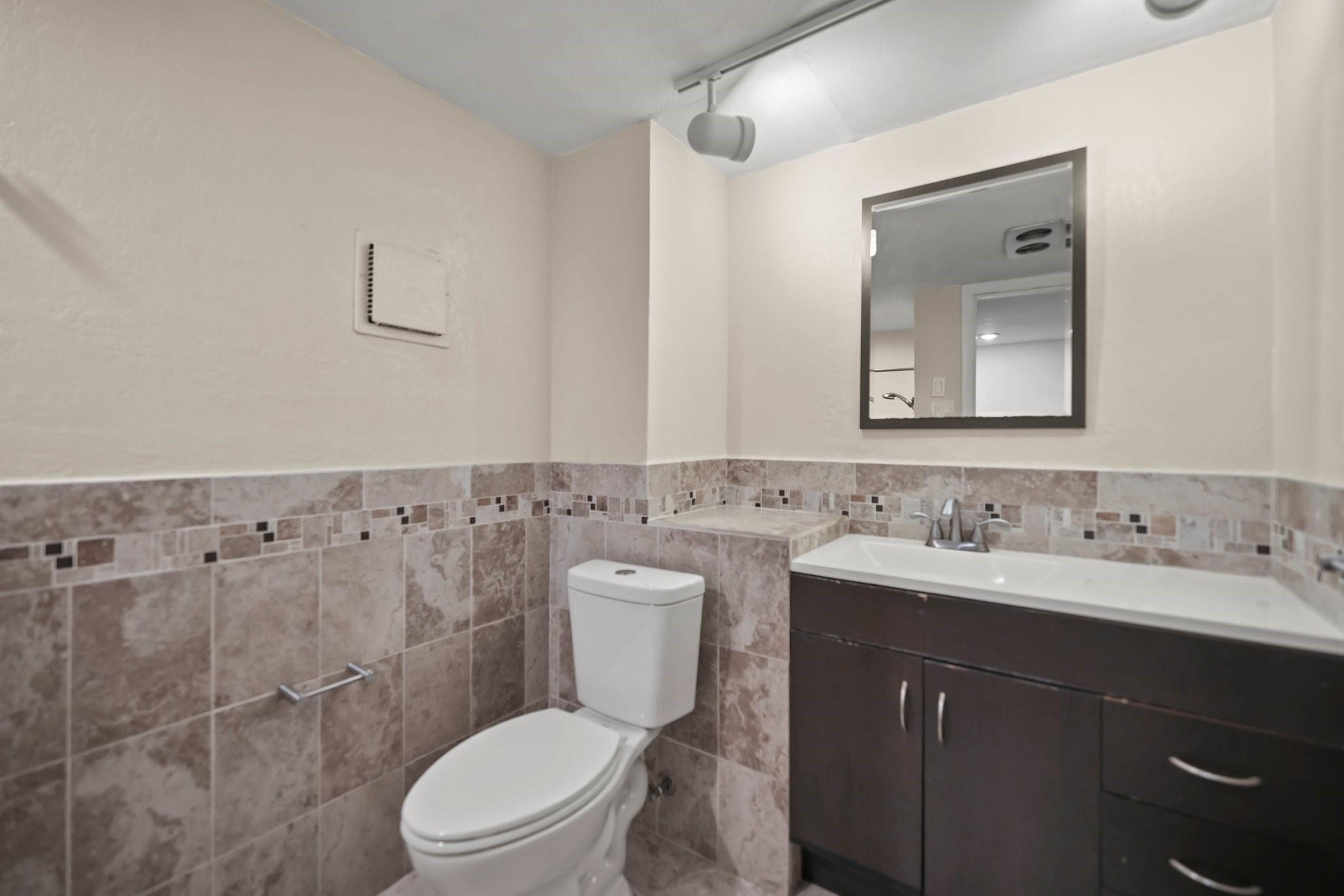 6104 White Oak Lane, Tamarac