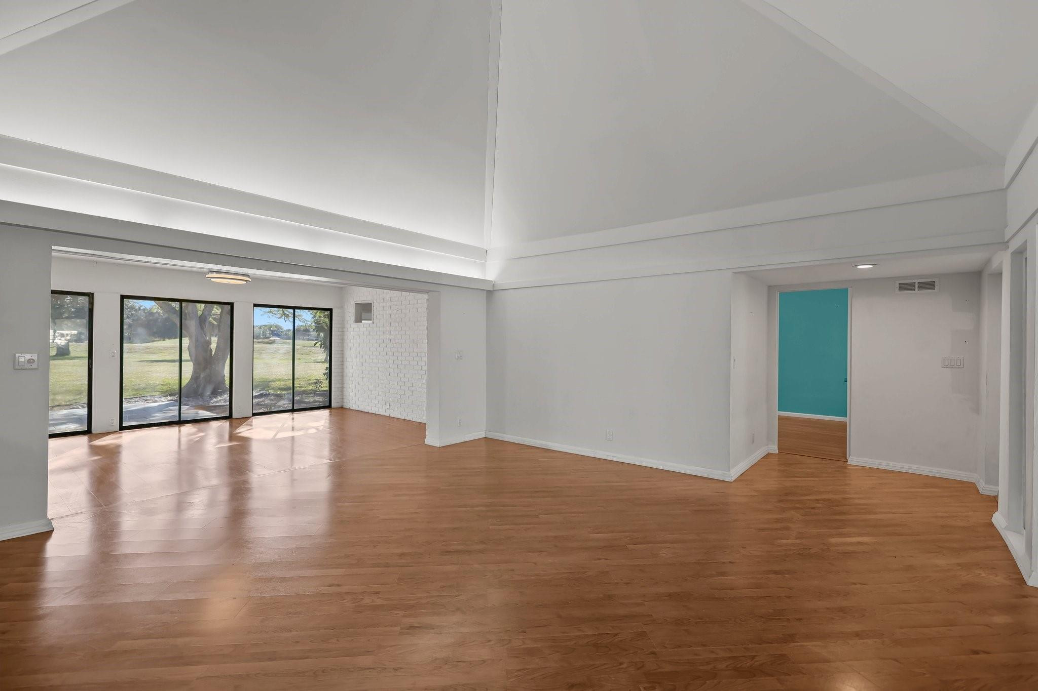 6104 White Oak Lane, Tamarac