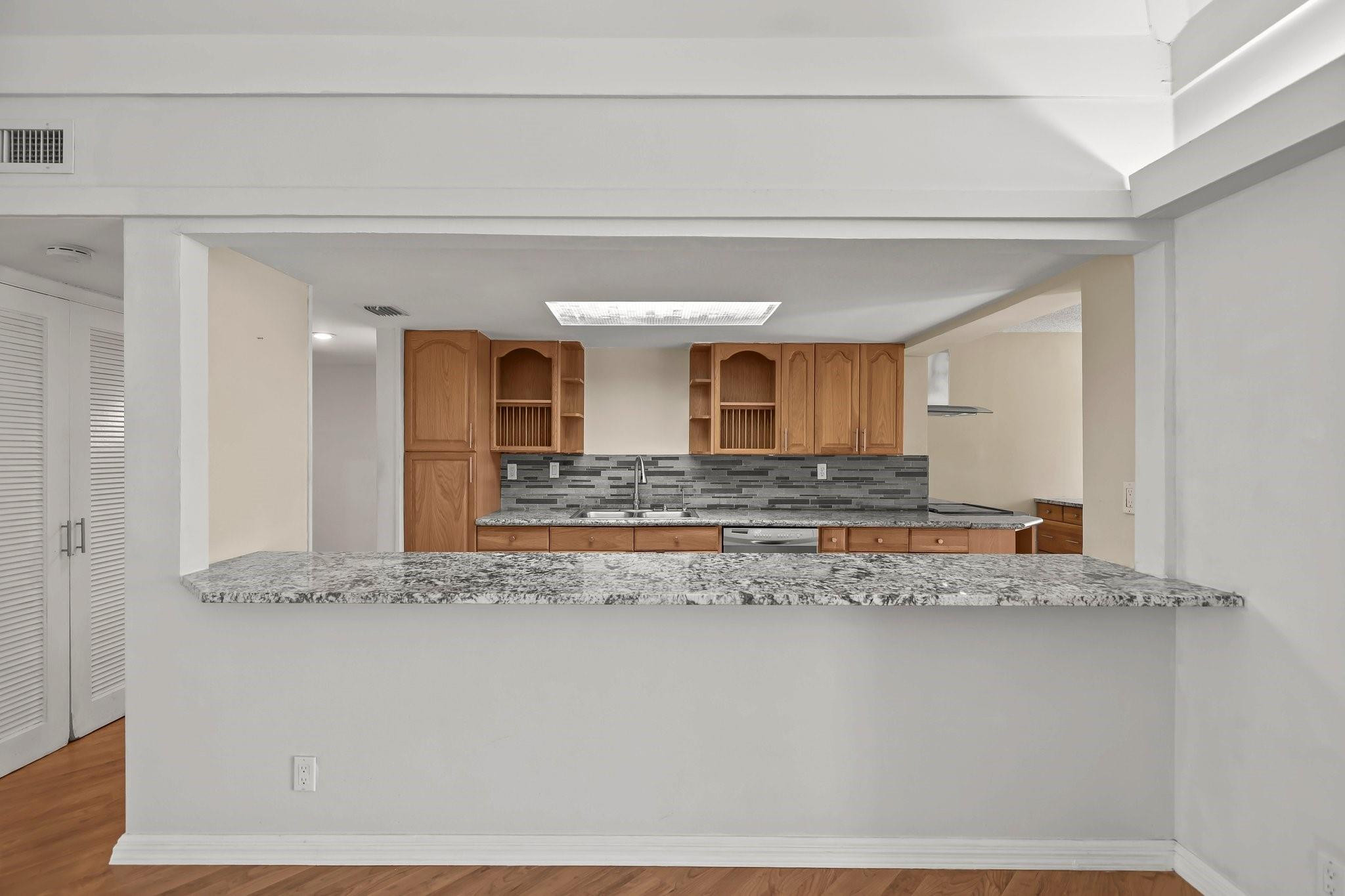 6104 White Oak Lane, Tamarac