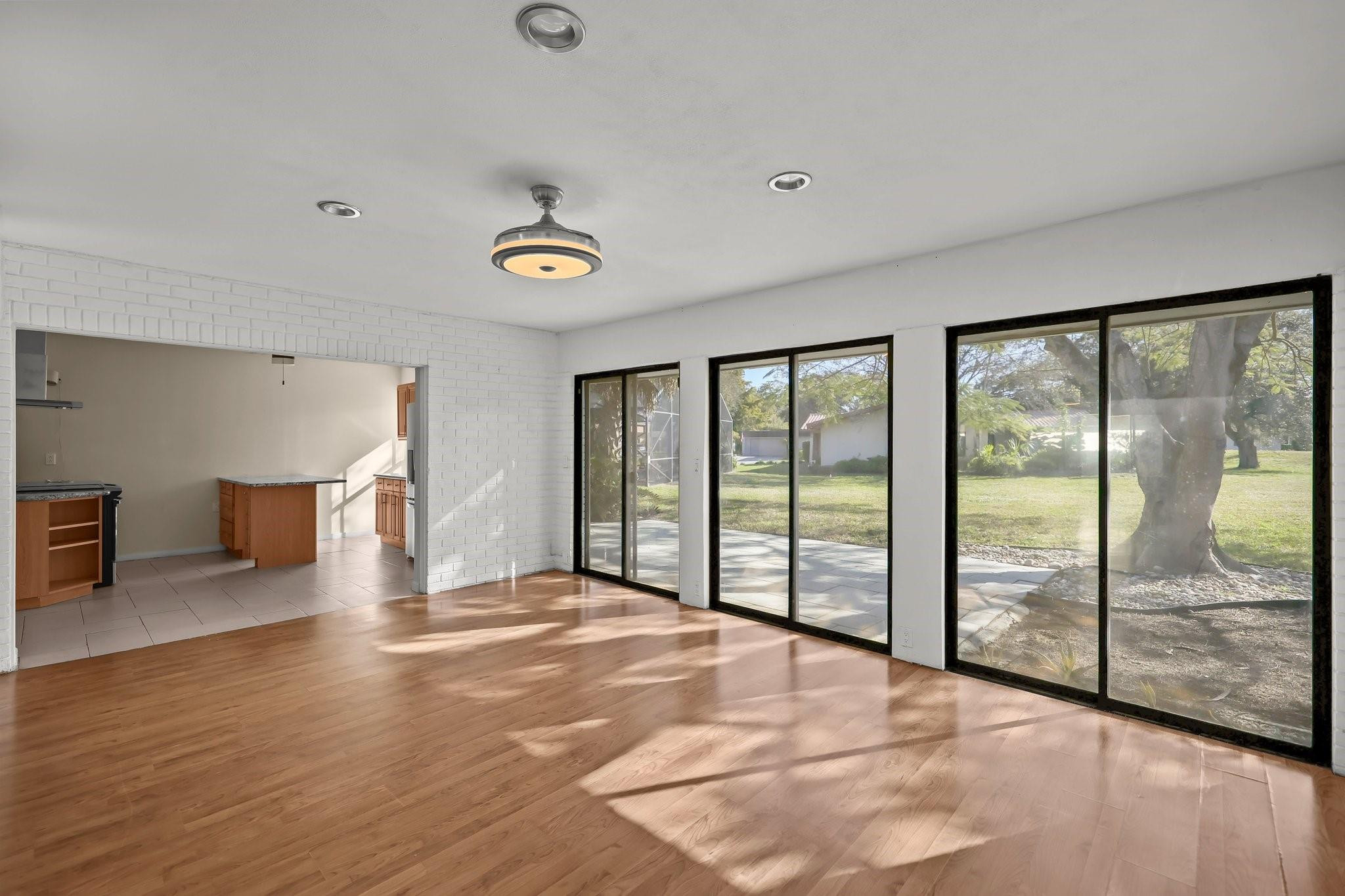 6104 White Oak Lane, Tamarac