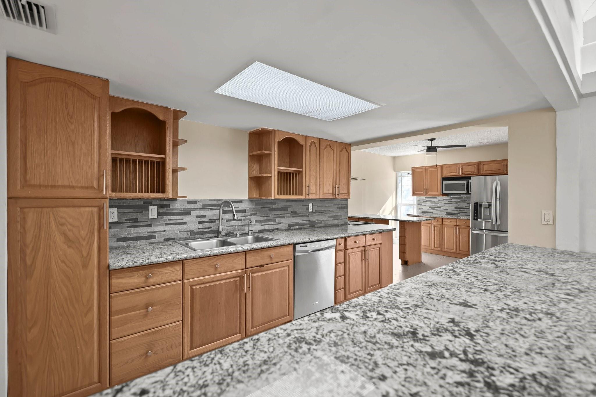 6104 White Oak Lane, Tamarac