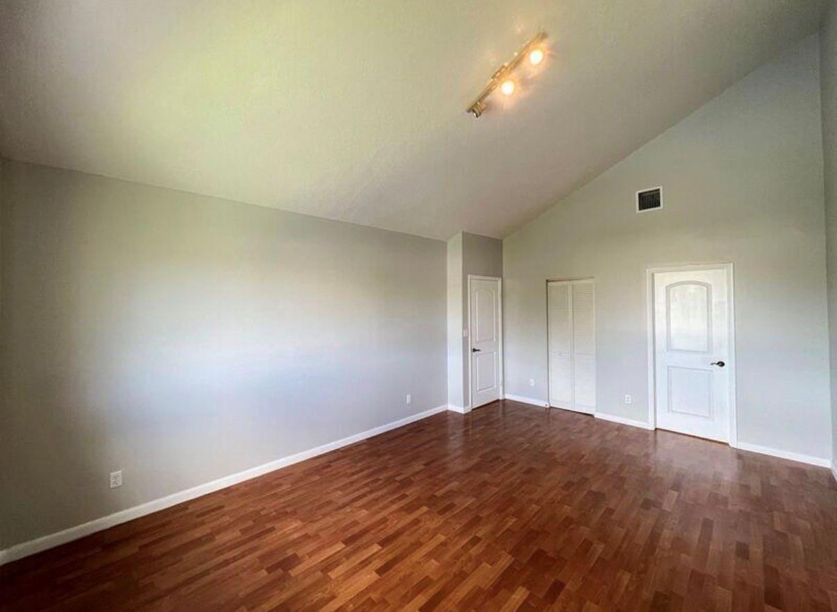 10225 NW 33rd Street