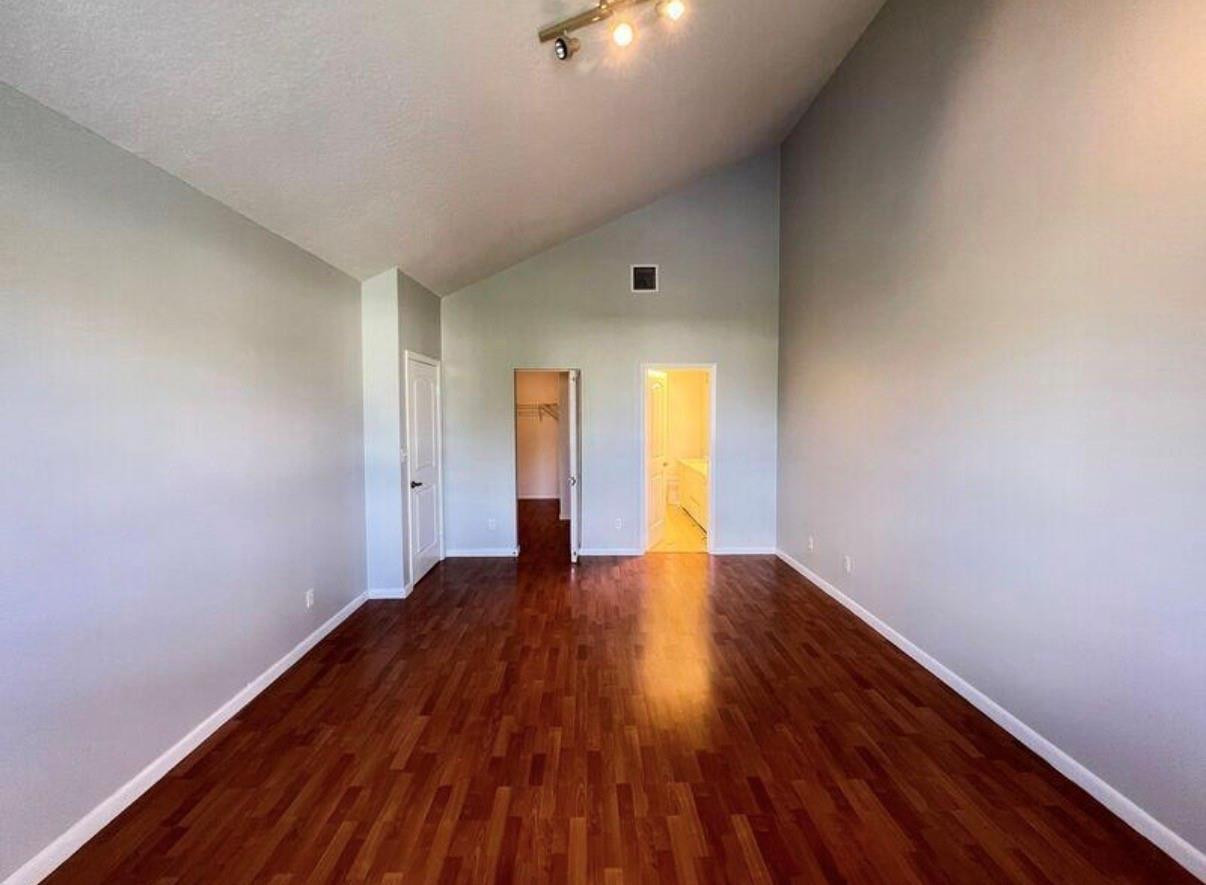 10225 NW 33rd Street