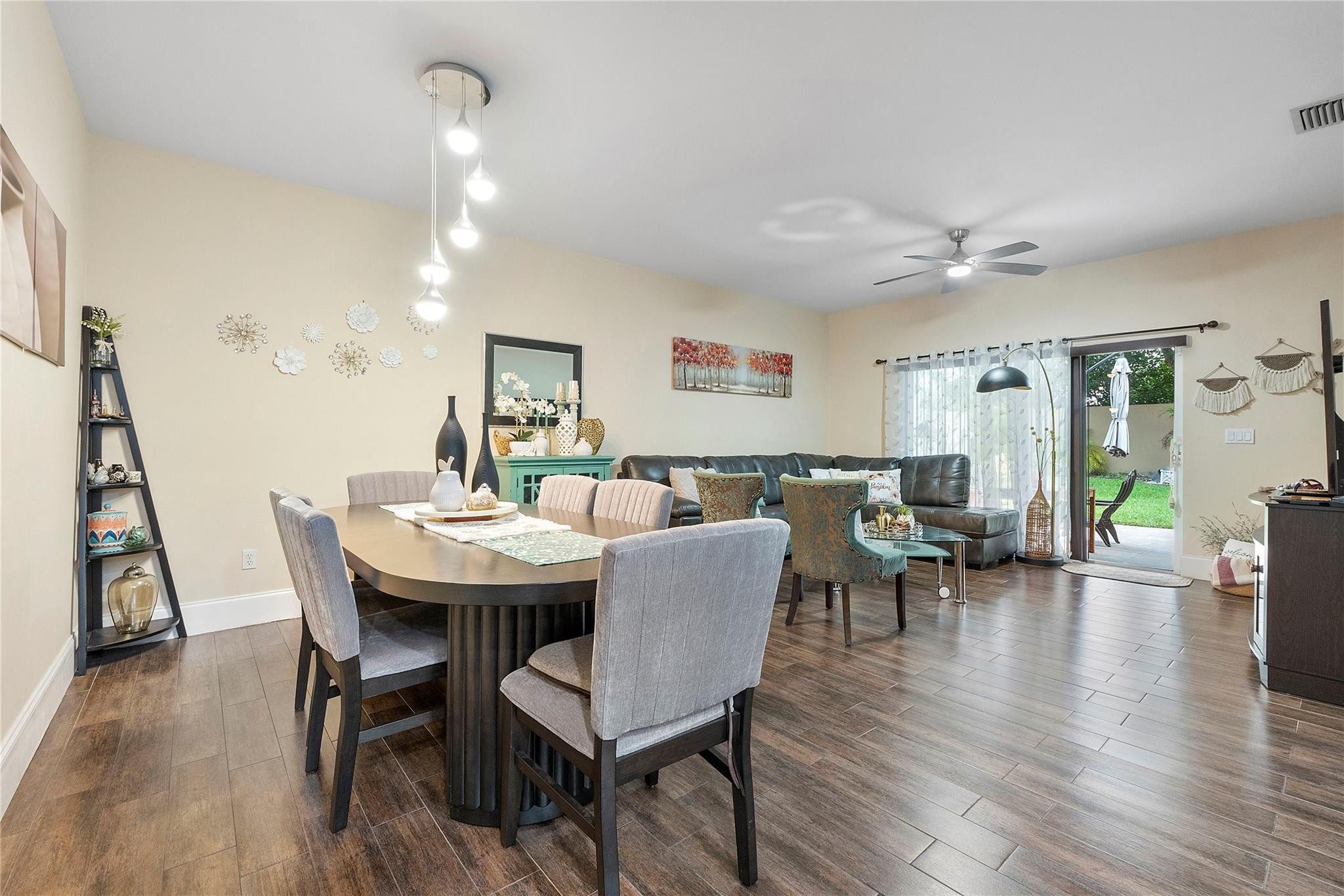 1273 SW 48th Terrace