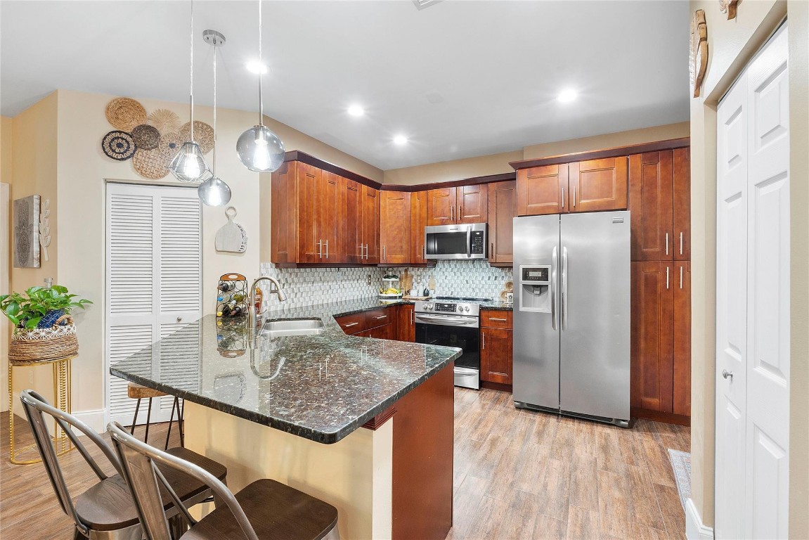 1273 SW 48th Terrace