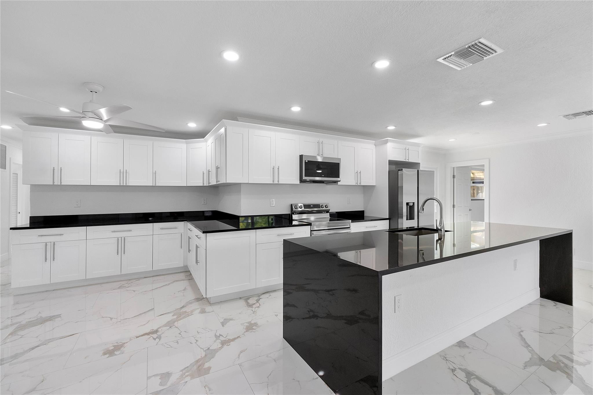 1411 NW 54th Terrace