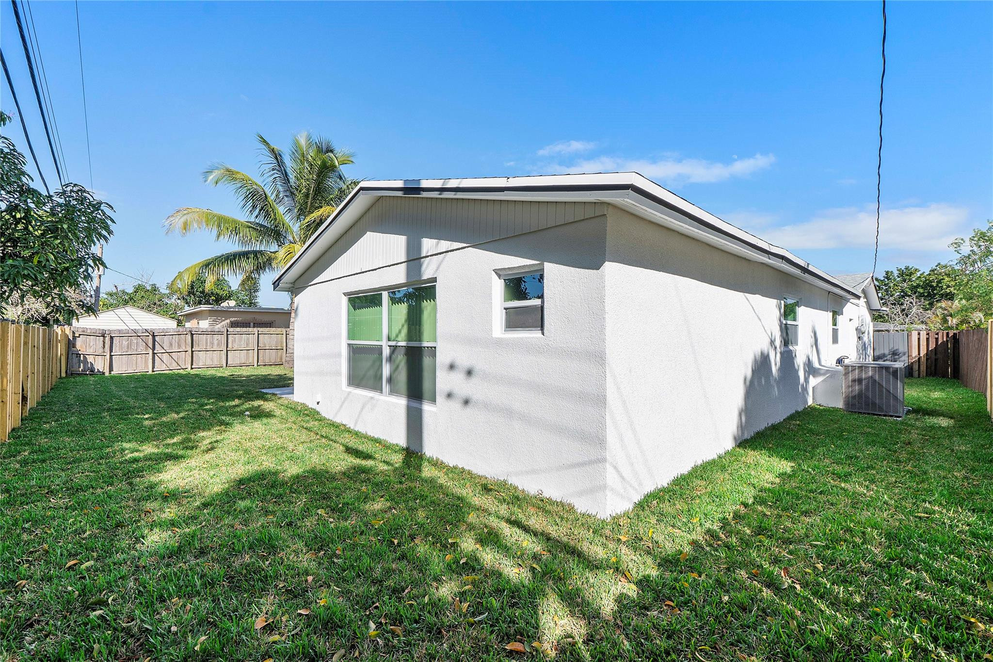 1411 NW 54th Terrace