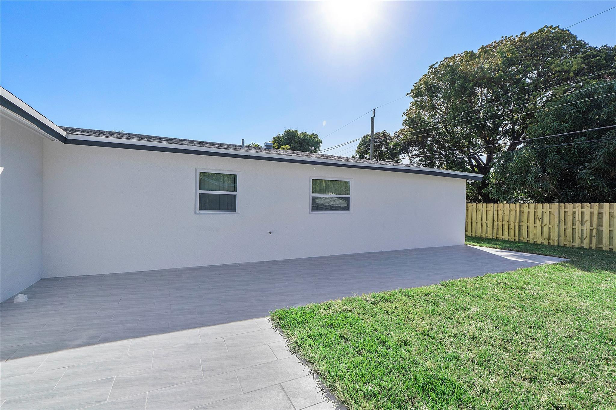 1411 NW 54th Terrace