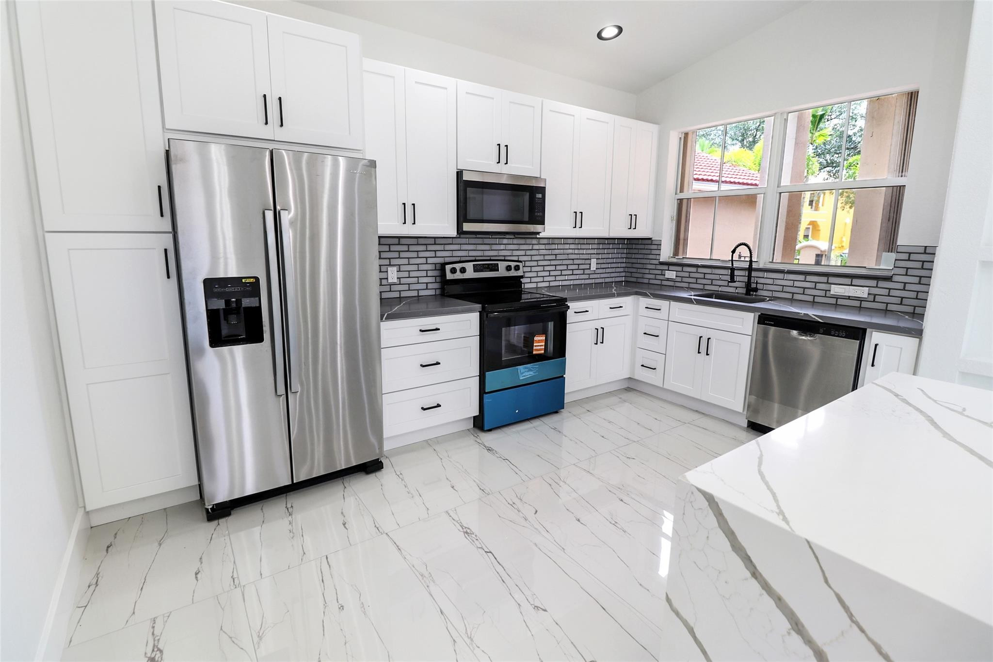 5824 NW 120th Avenue