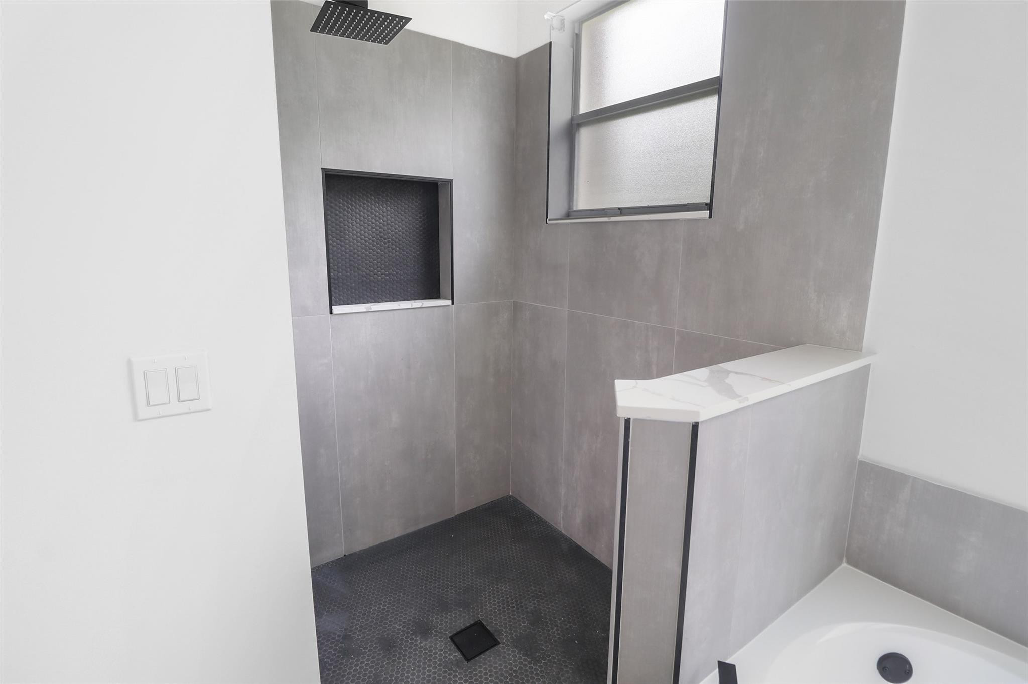 5824 NW 120th Avenue