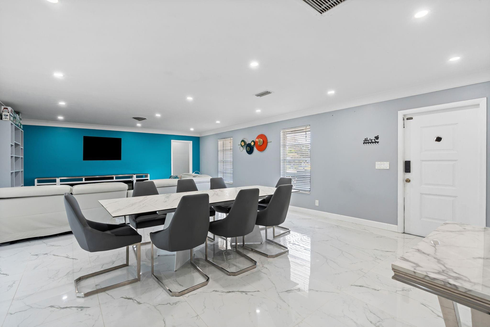 7328 Saint Andrews Road