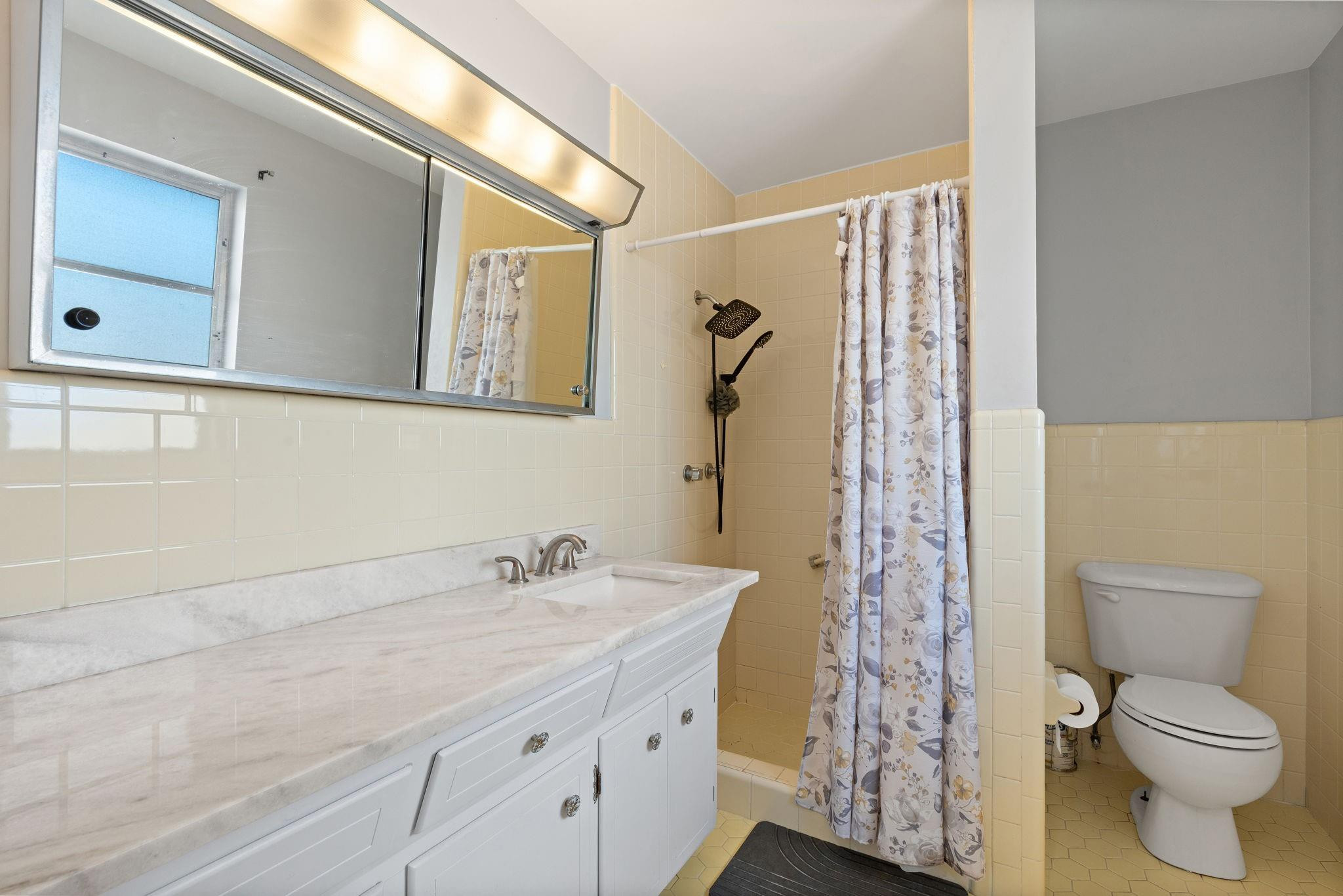 7328 Saint Andrews Road