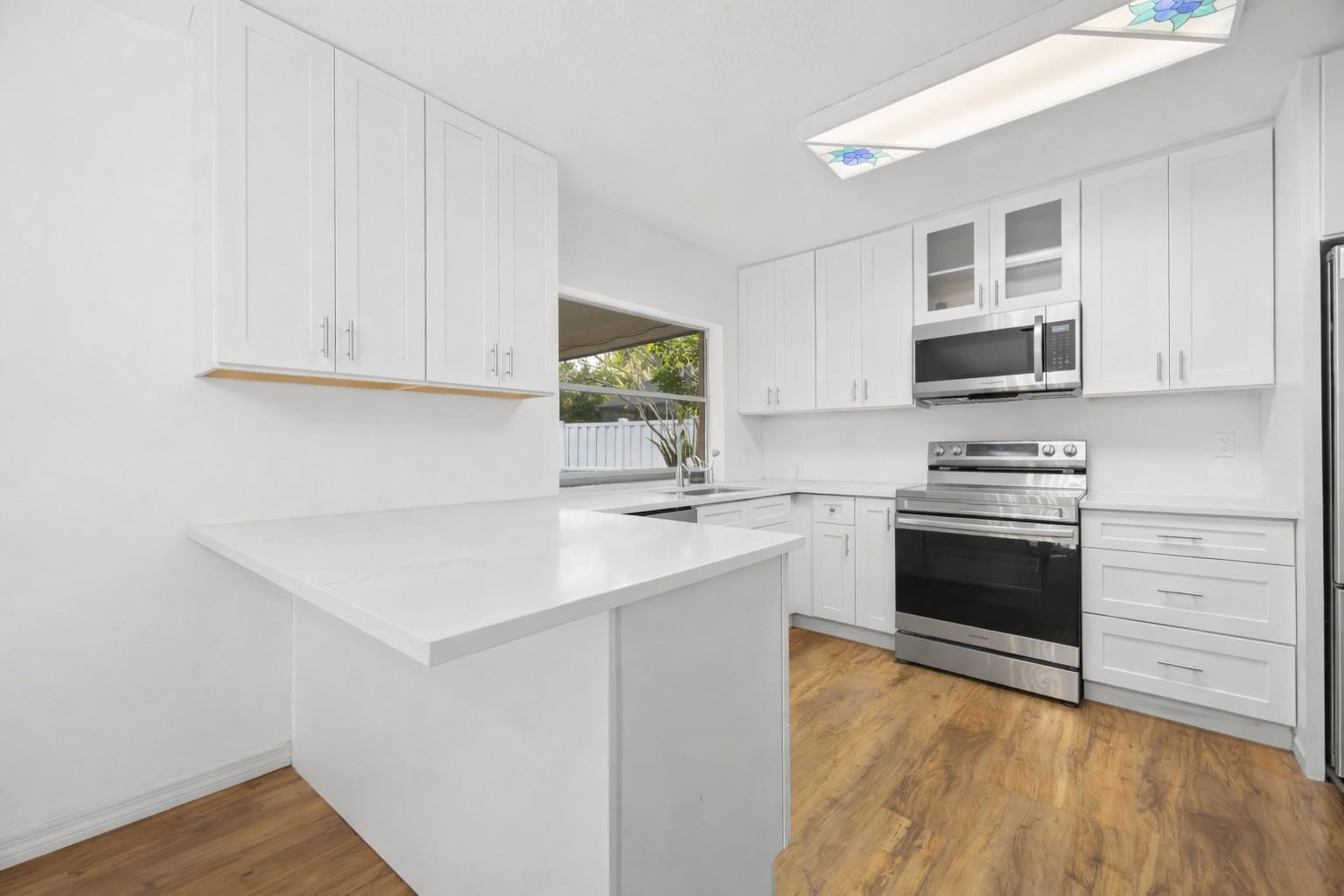 1060 NW 82nd Avenue
