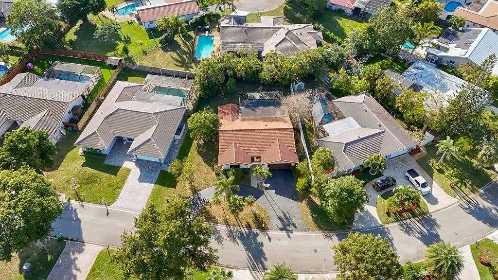 1060 NW 82nd Avenue