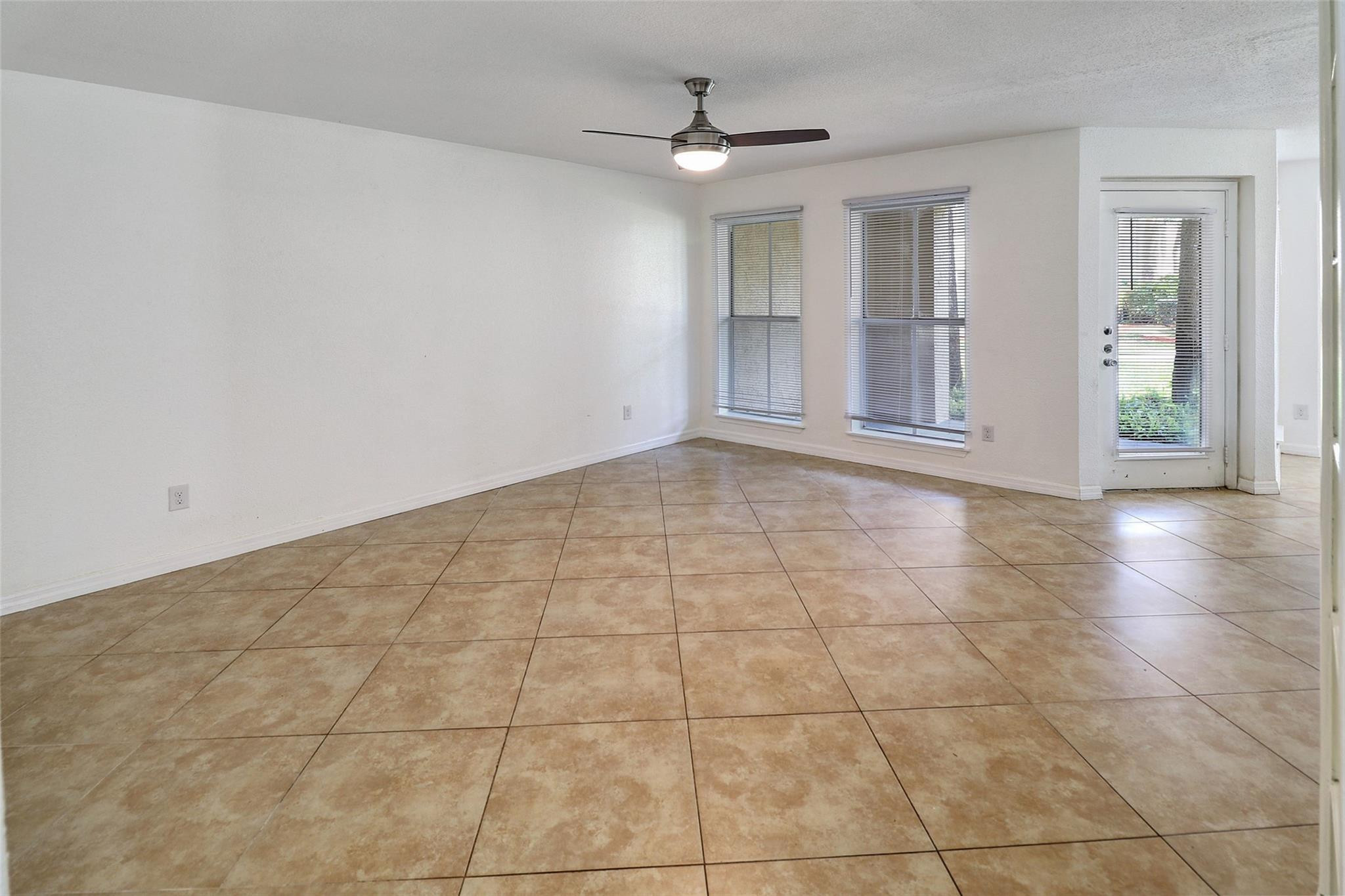 777 Riverside Drive 1516