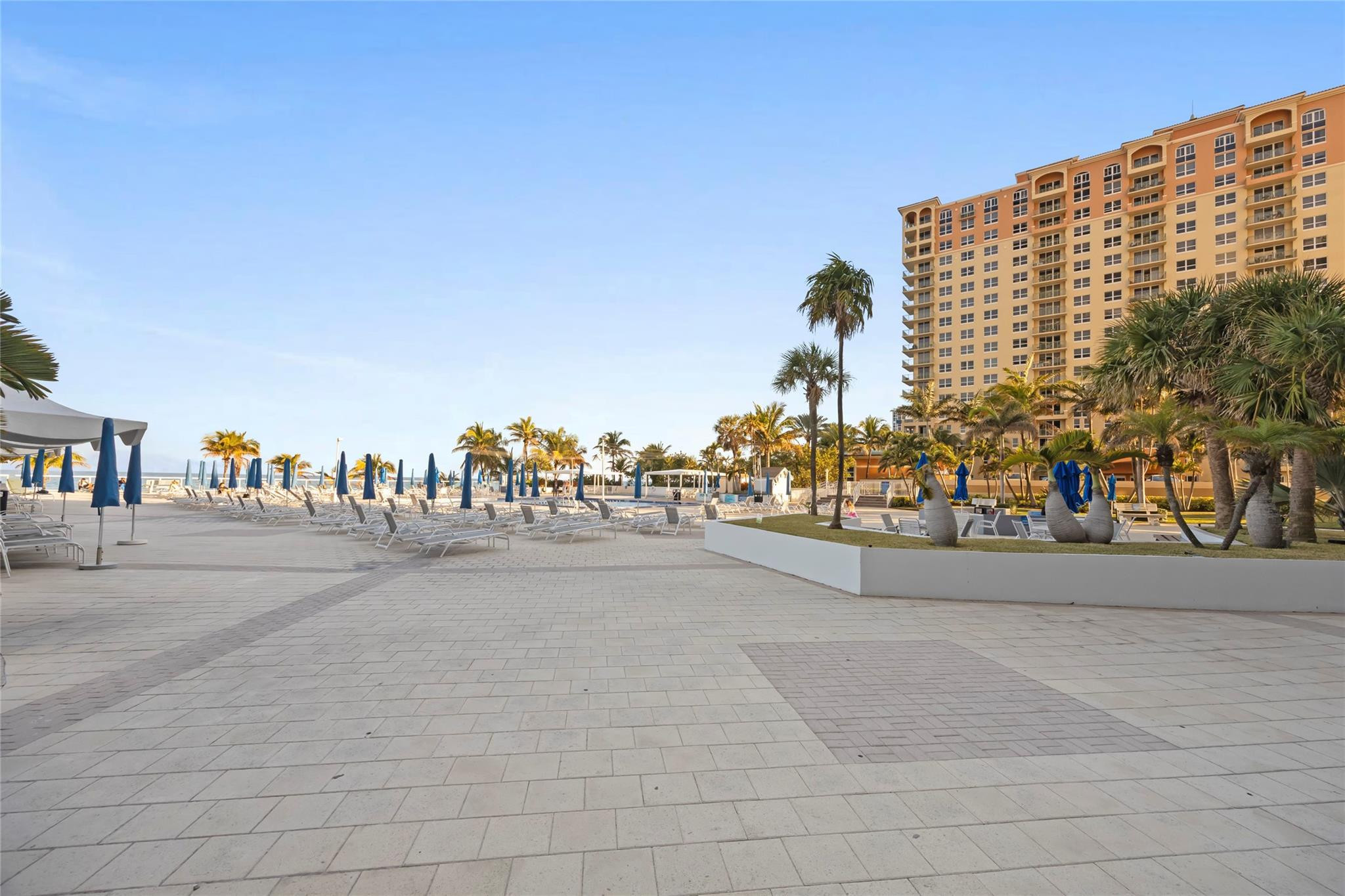 2030 S Ocean Drive 1216
