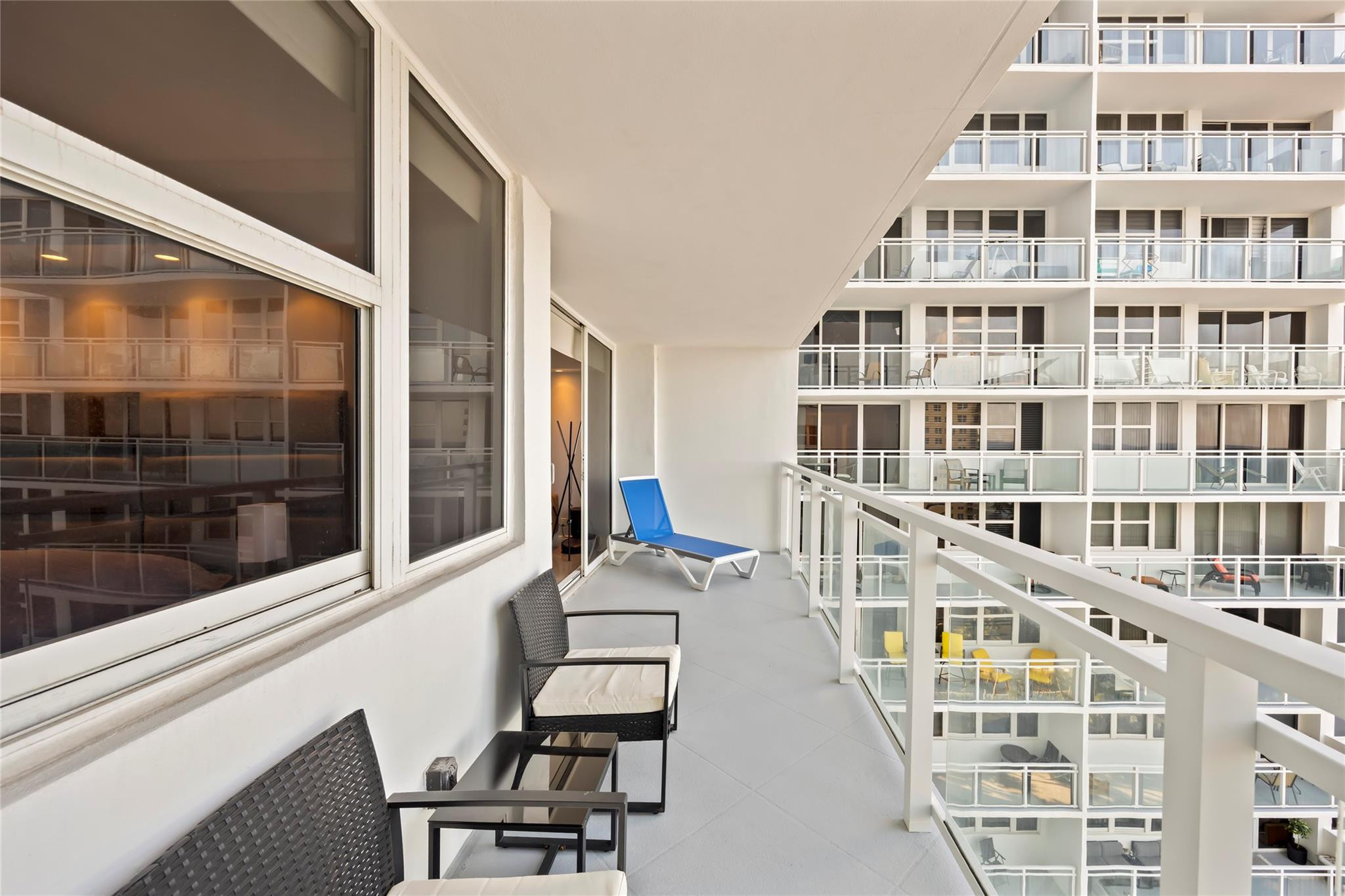 2030 S Ocean Drive 1216