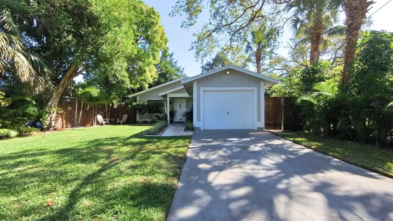 505 Pinegrove Avenue, Jupiter