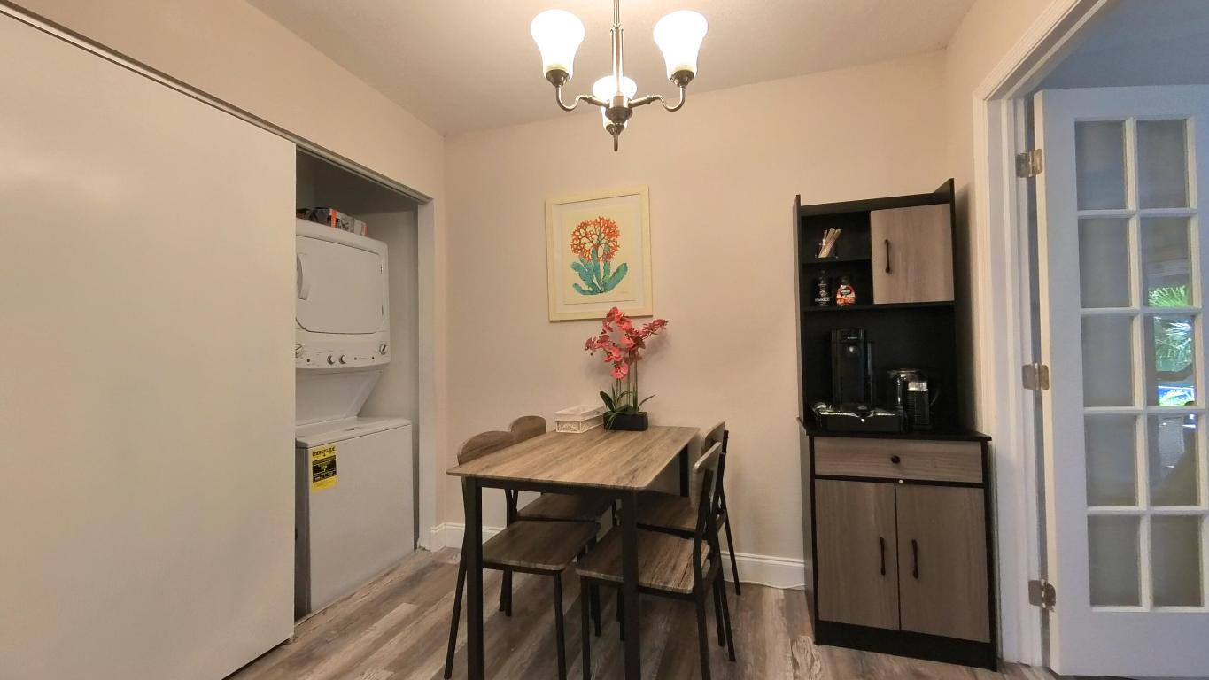 505 Pinegrove Avenue, Jupiter