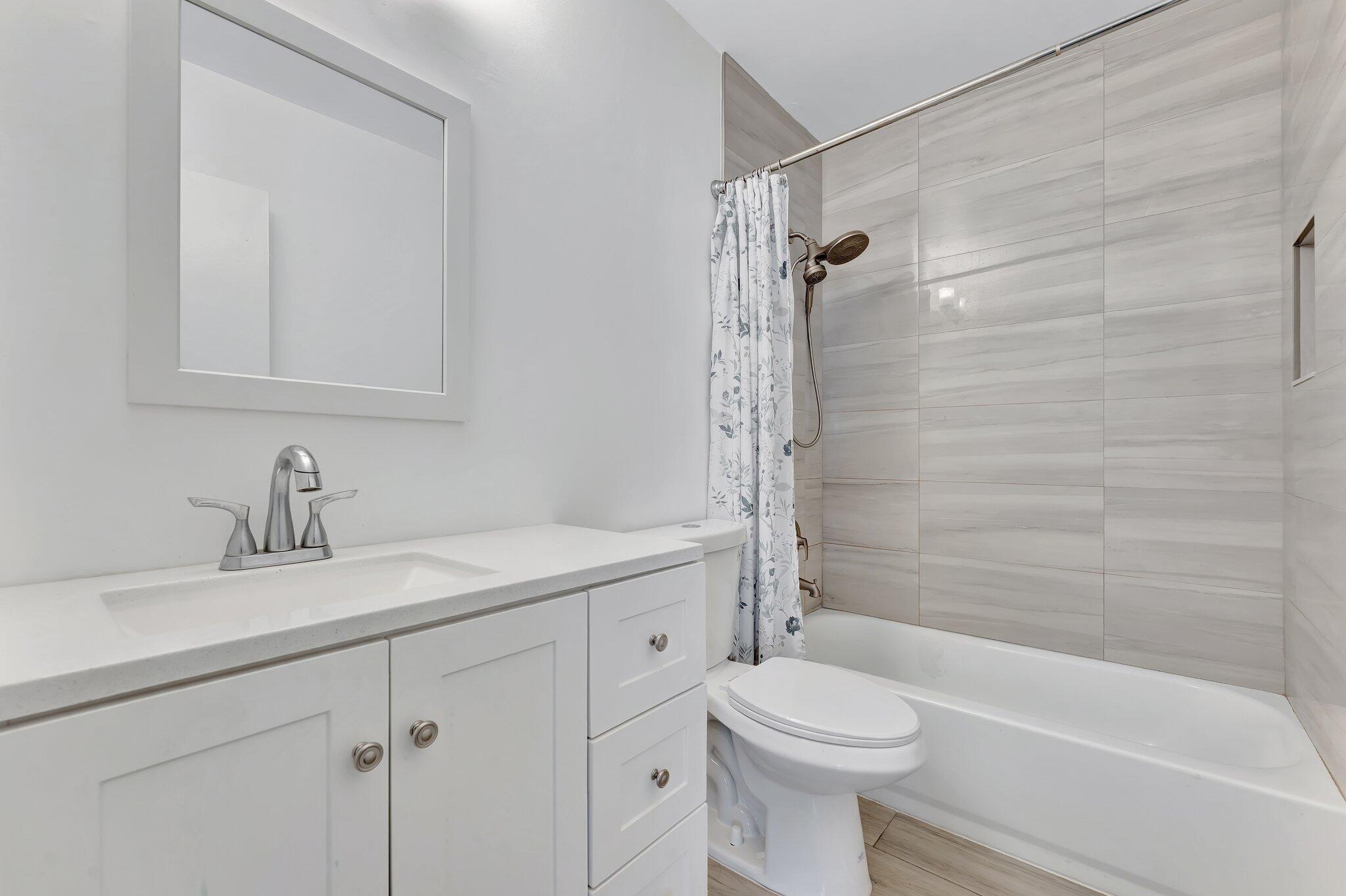 6700 NE 22nd Way 2212