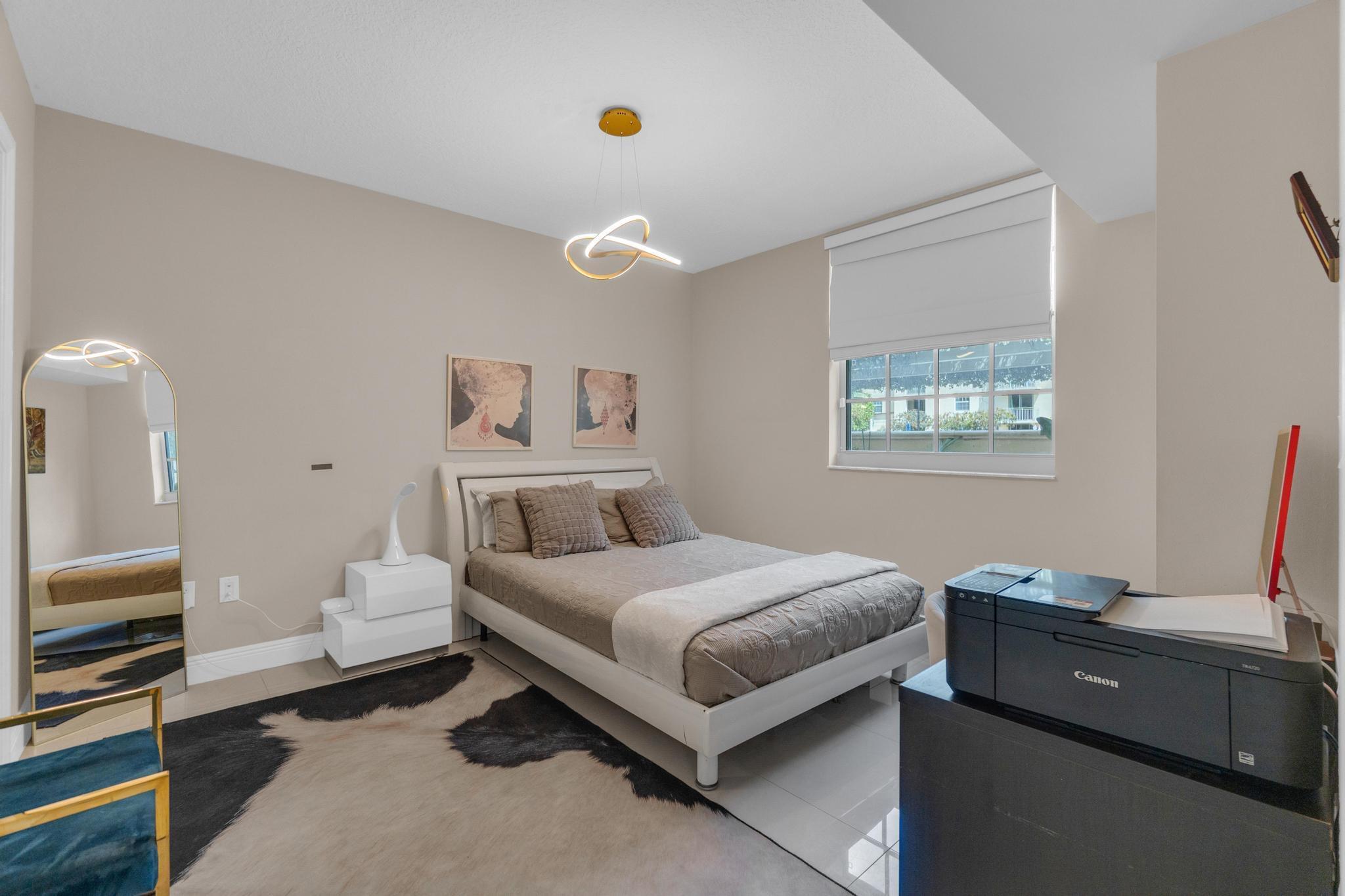 610 Clematis Street 229