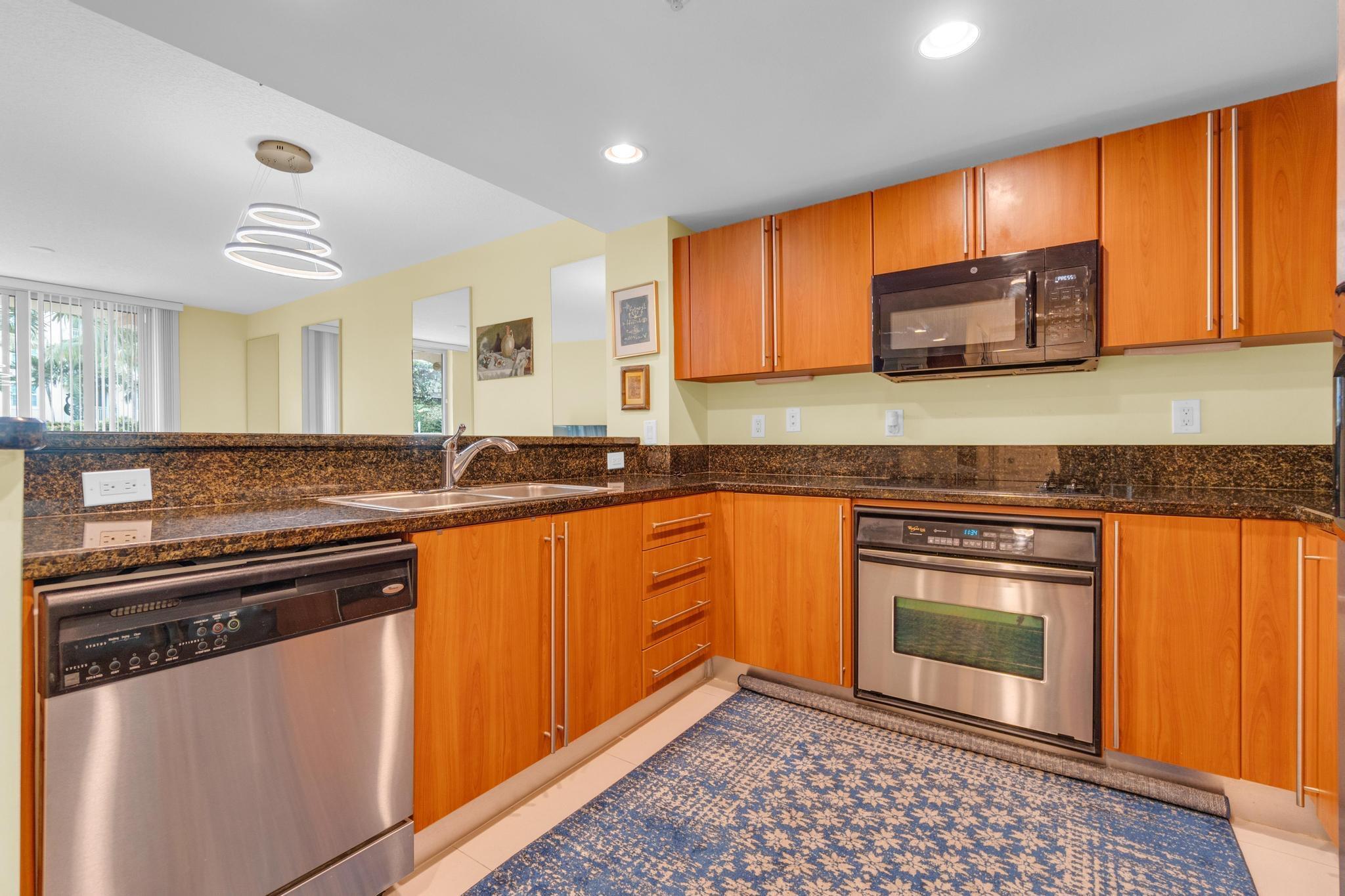 610 Clematis Street 229