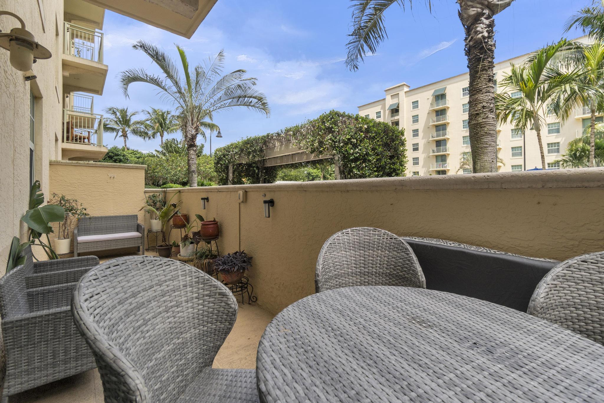 610 Clematis Street 229