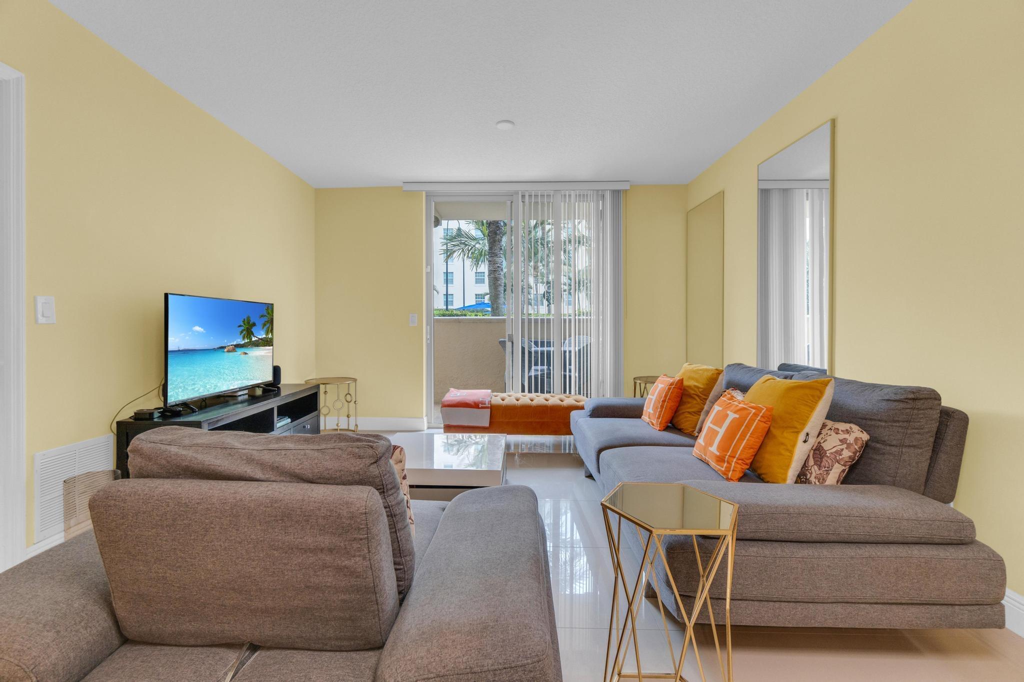 610 Clematis Street 229