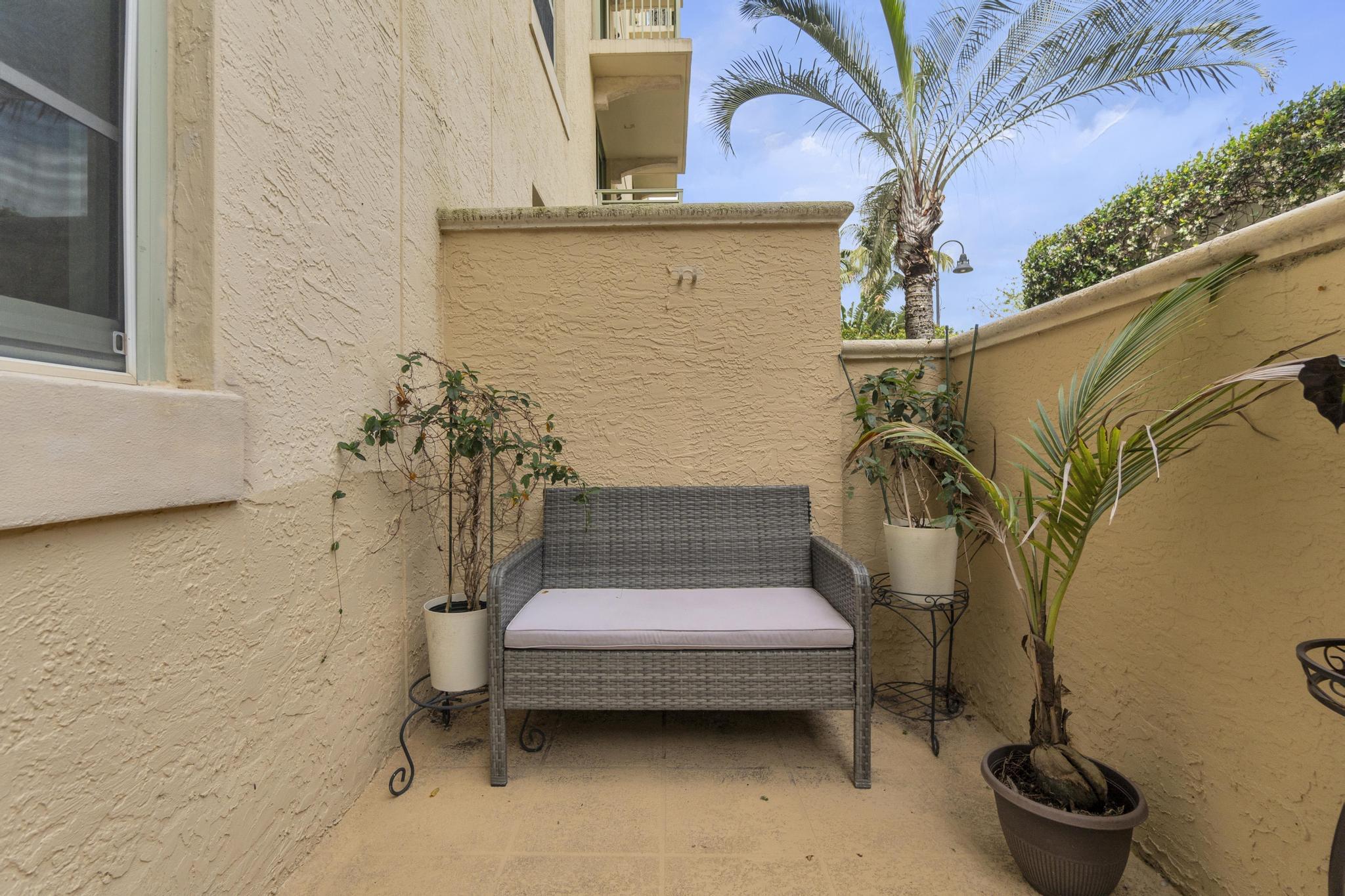 610 Clematis Street 229