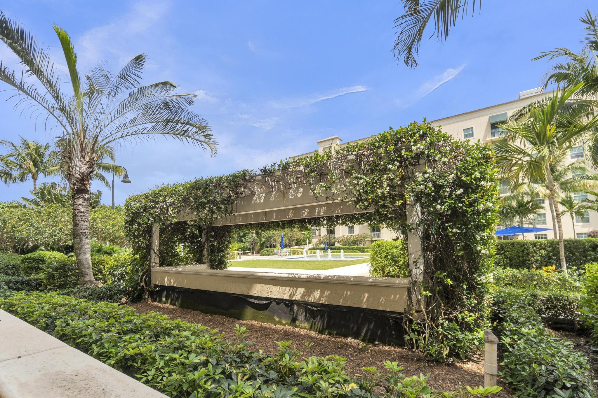 610 Clematis Street 229